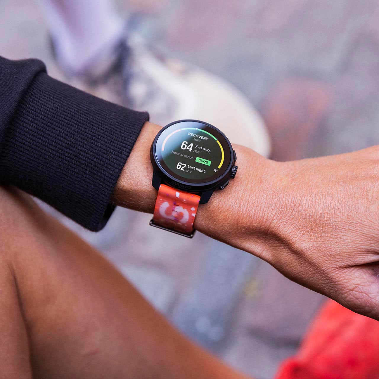 Suunto Smartwatch »RACE S«, (3'35 cm / 1'32 Zoll), 32 GB,)