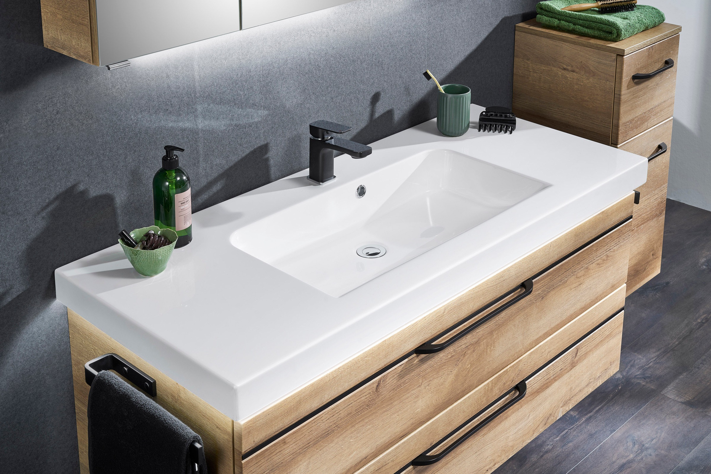 Saphir Waschtisch »Serie Balto Mineralmarmor-Waschtisch mit Unterschrank, 123 cm breit«, Waschplatz mit 2 Schubladen, Badschrank in verschiedenen Ausführungen