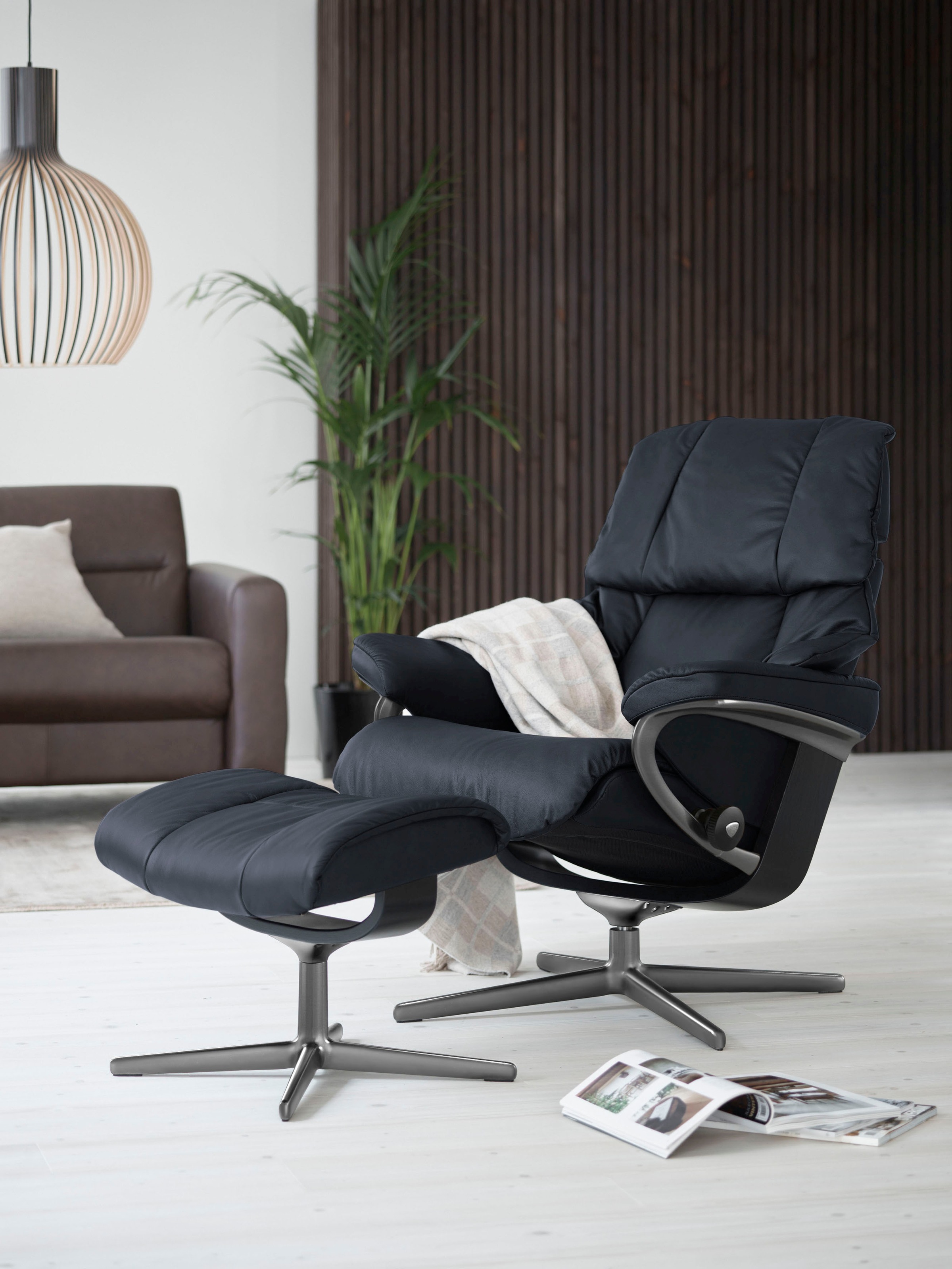 Stressless Fußhocker "Reno" mit Cross Base, Größe S, M & L, Holzakzent Schw günstig online kaufen