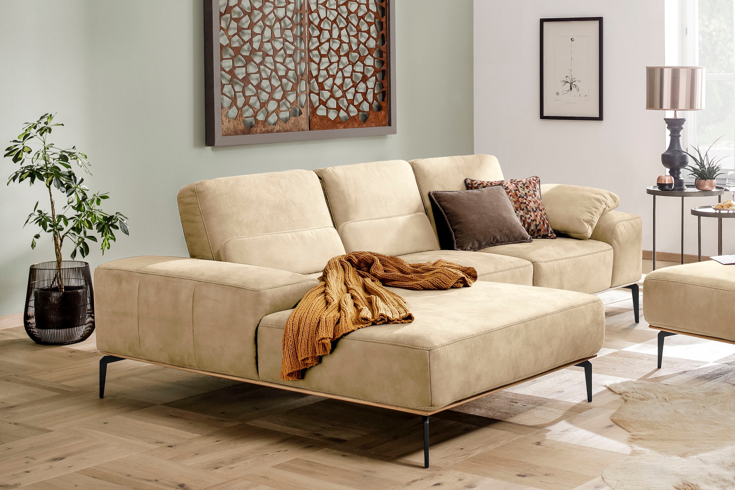 W.SCHILLIG Ecksofa »run, Designsofa mit tollem Sitzkomfort, bequem, L-Form« mit Holzsockel, Füße in Schwarz pulverbeschichtet, Breite 279 cm