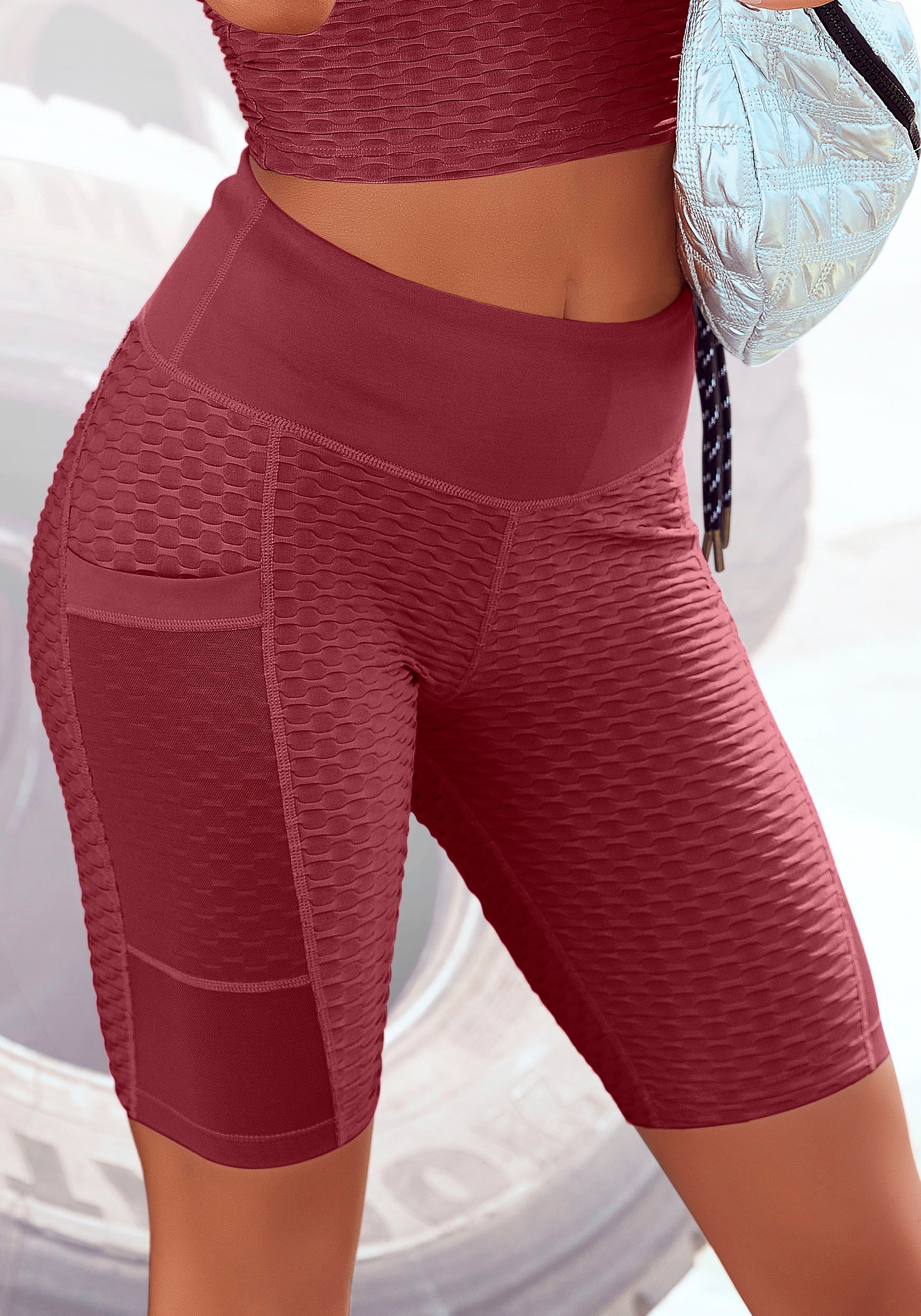 Vivance active Radlerhose »-Sporthose«, mit Wabendesgin und zwei Taschen