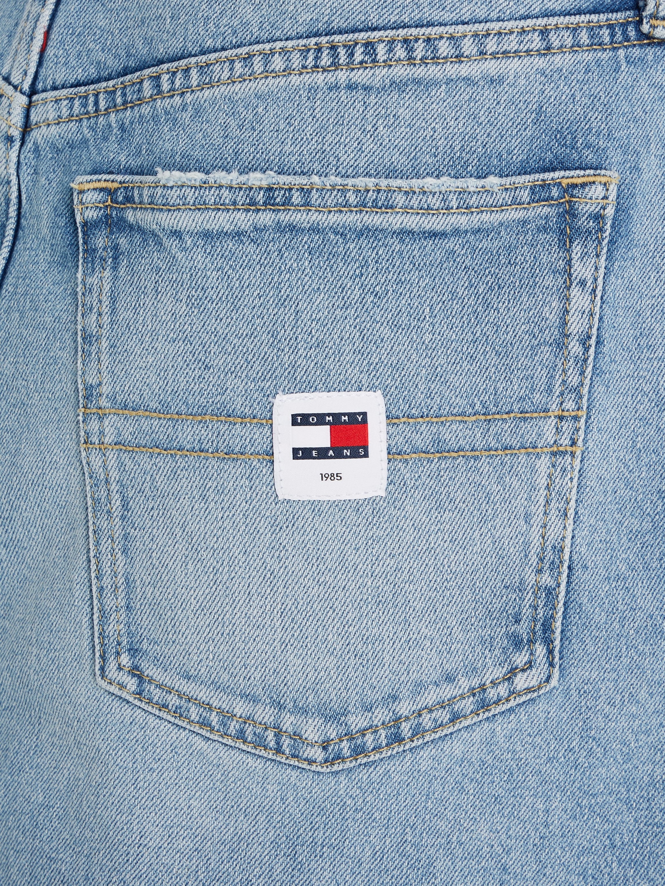 Tommy Jeans Jeansrock »IZZIE MR MN SKIRT AH6114«, Webrock mit Ledermarkenlabel