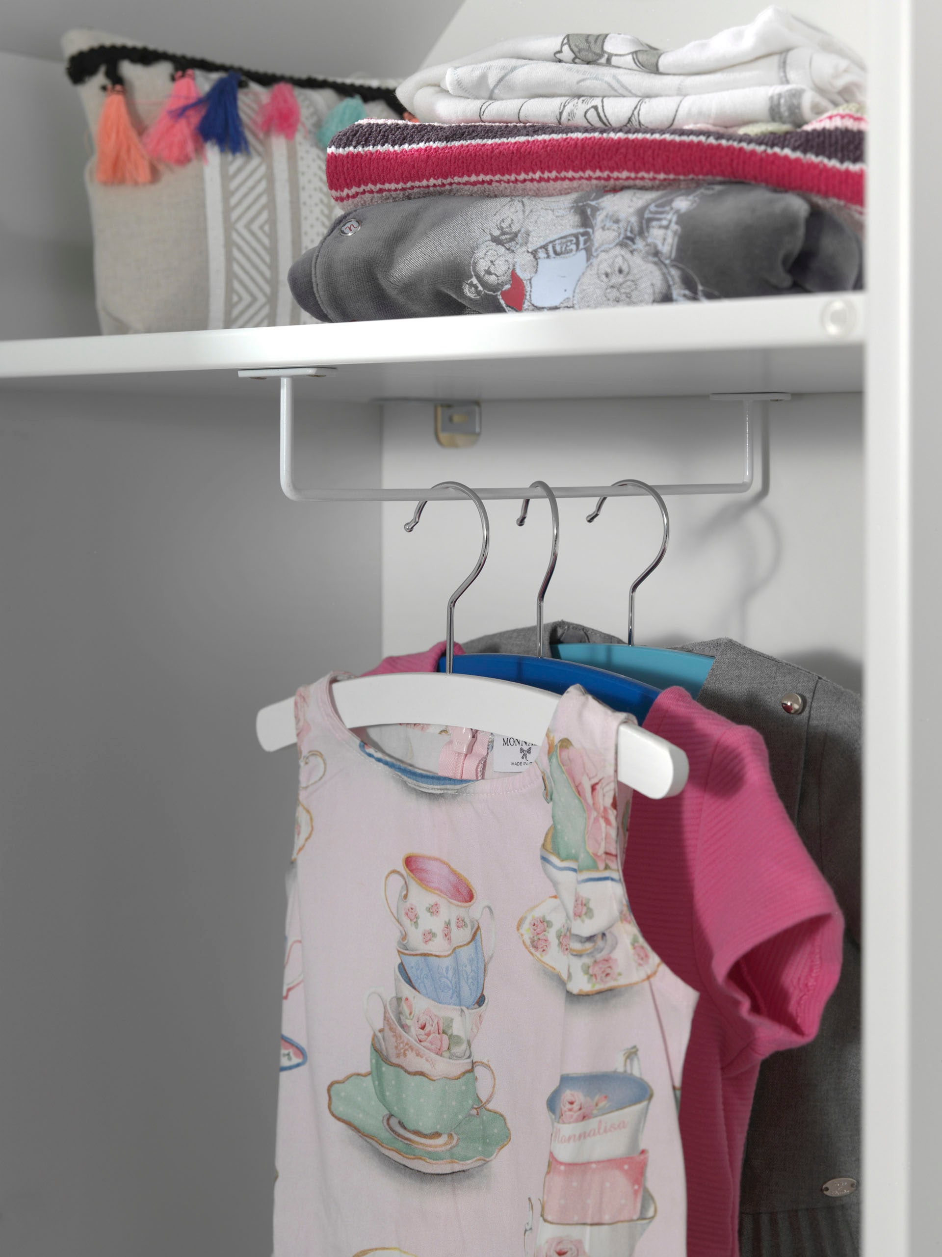 Vipack Drehtürenschrank »Casami, mit Soft-Close, viel Stauraum, TOP modern«, (B/H/T ca. 57,6x171,3x37cm, verschiedene Farben, Strandhaus-Optik), als Kleider-/Wäscheschrank nutzbar, universell einsetzbar