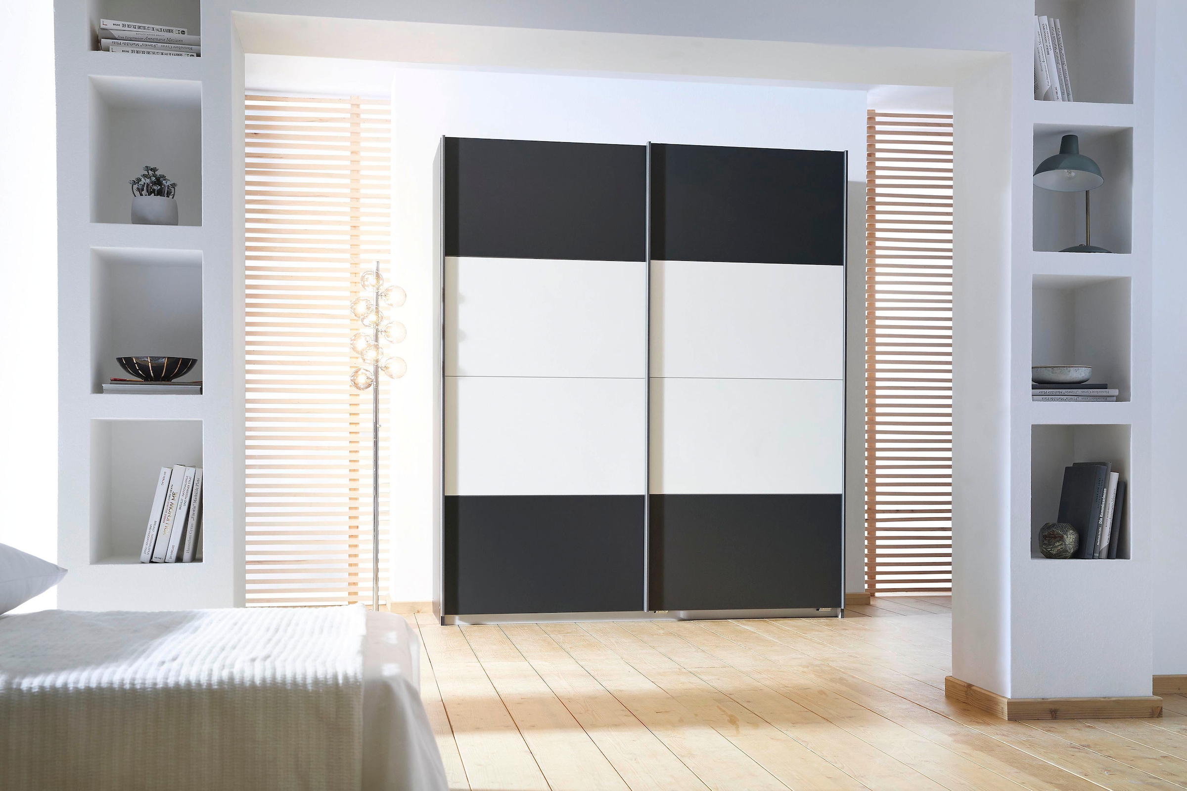 rauch Schwebetürenschrank »Quadra Kleiderschrank BESTSELLER Schrank Gaderobe«, mit Möglichkeit zur individuellen Frontgestaltung, leichtgängige Türen