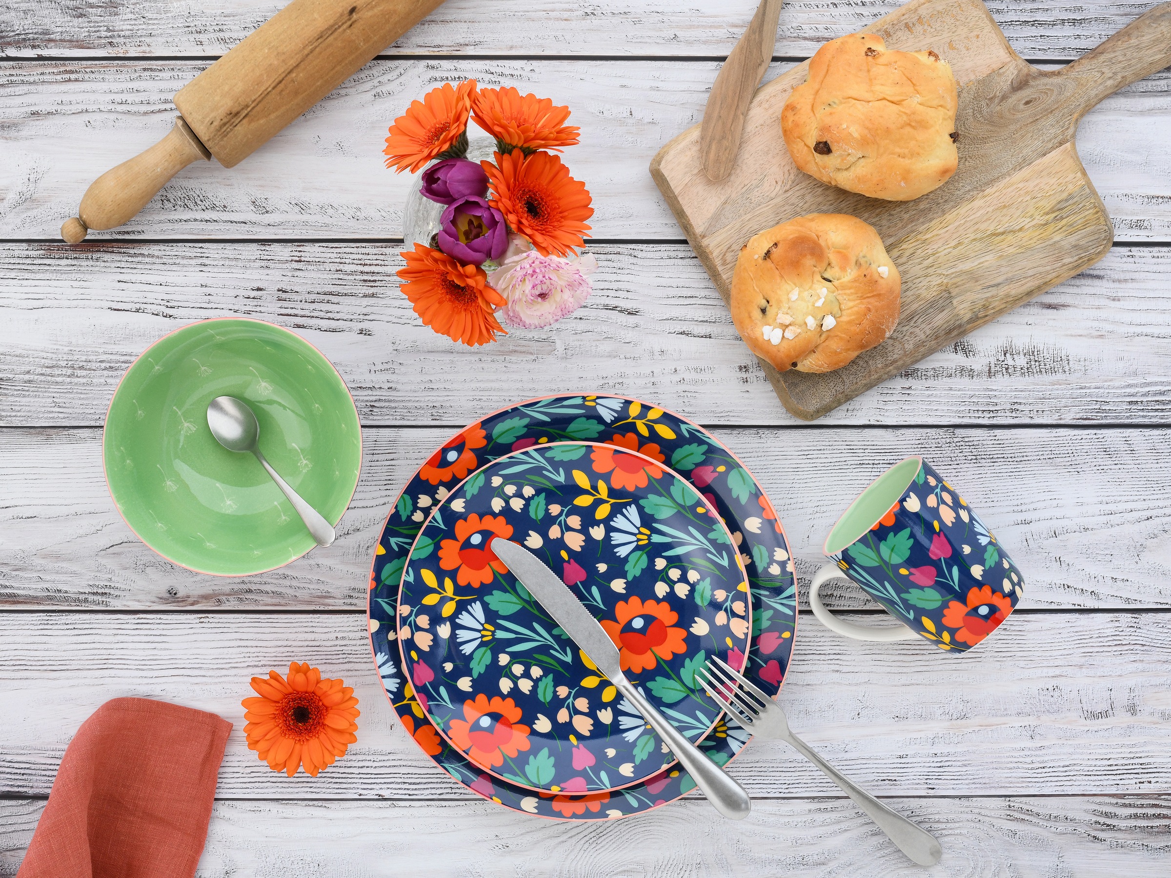 CreaTable Teller-Set »Folklore Blau, Tellerset 12-tlg«, (Set, 12 tlg.), Blumenmotive
