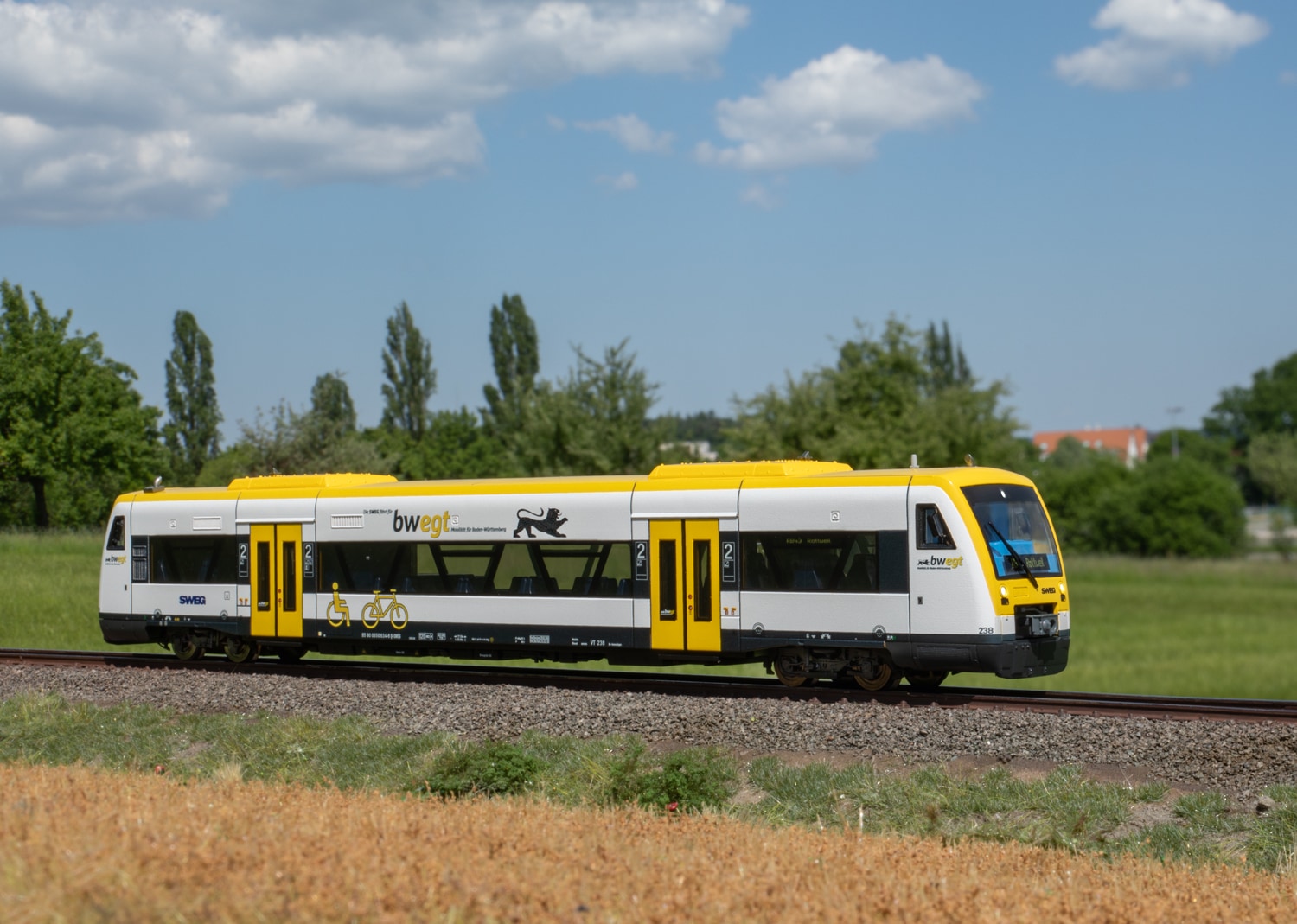 Märklin Personenwagen »Dieseltriebwagen Regio Shuttle RS1, Baureihe 650 - 36966« mit Sound und Beleuchtung; Made in Europe