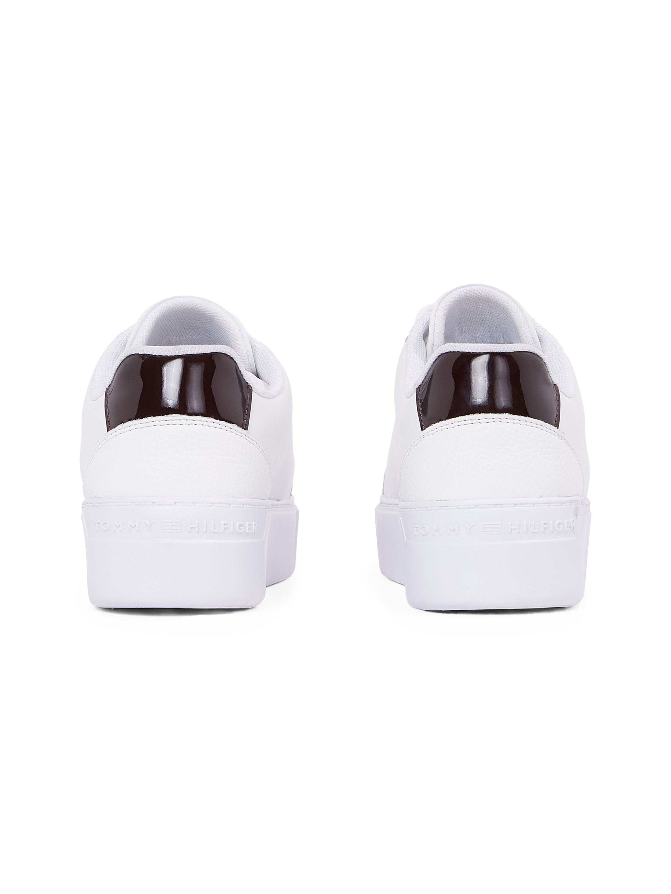 Tommy Hilfiger Plateausneaker »TH PLATFORM COURT SNEAKER«, Freizeitschuh, Halbschuh, Schnürschuh, Kontrastbesatz an der Ferse