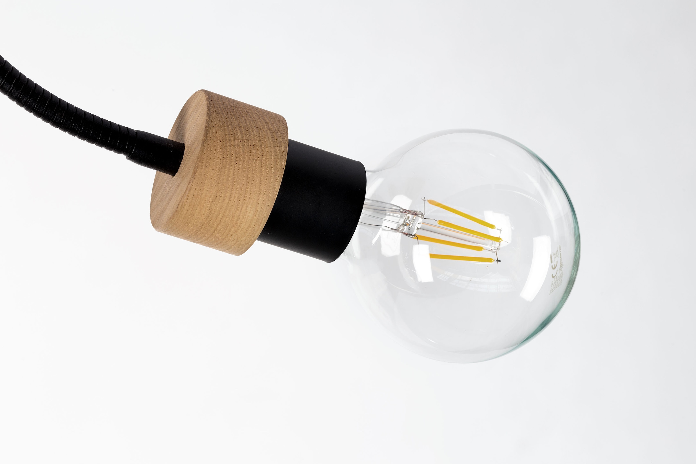 BRITOP LIGHTING Deckenleuchte »ALLUMER FLEX«, 1 flammig, Leuchtmittel E27 | Leuchtmittel wechselbar-ohne Leuchtmittel, Basis aus Eichenholz mit FSC®-Zertifikat, flexibel verstellbar