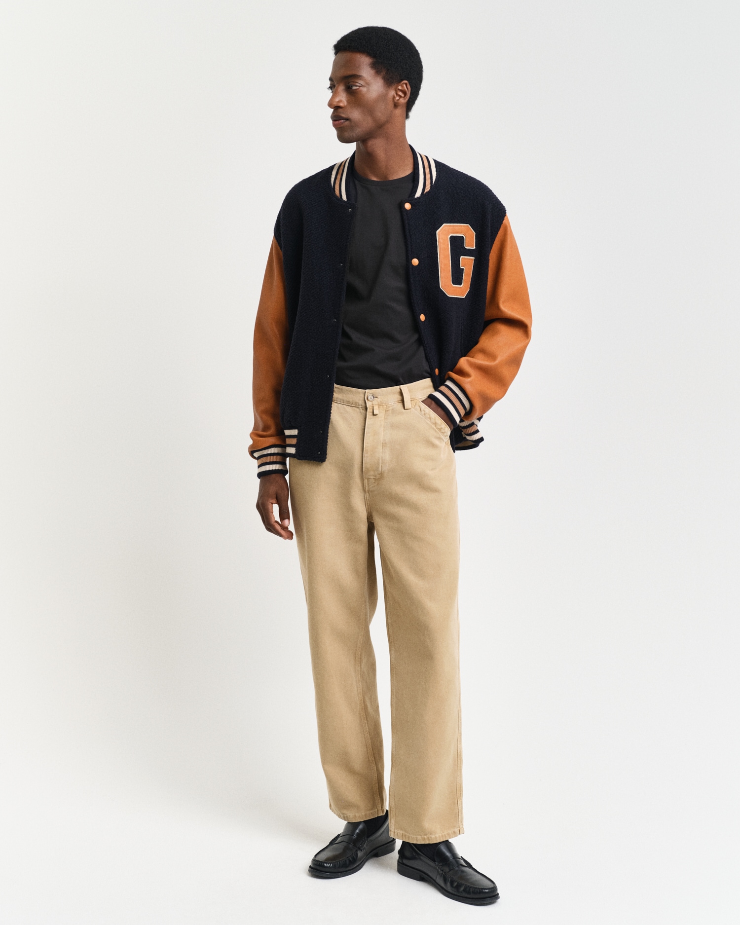 Gant T-Shirt »SLIM SHIELD SS T-SHIRT« mit Logostickerei auf der Brust