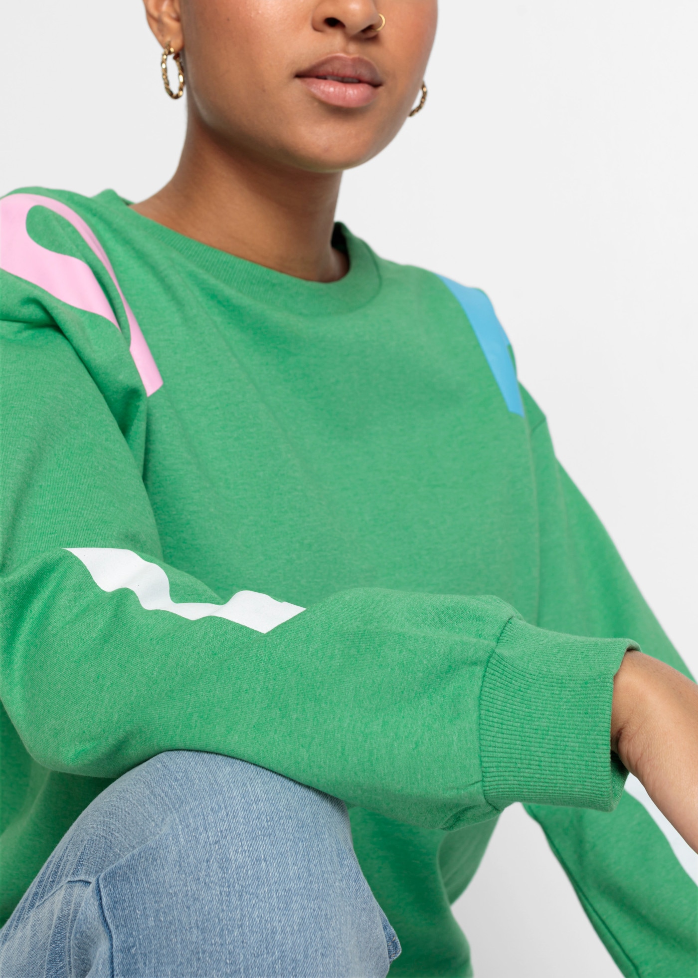 bonprix Sweatshirt , lässiger Schnitt, Oversized-Look, Schriftzug-Design
