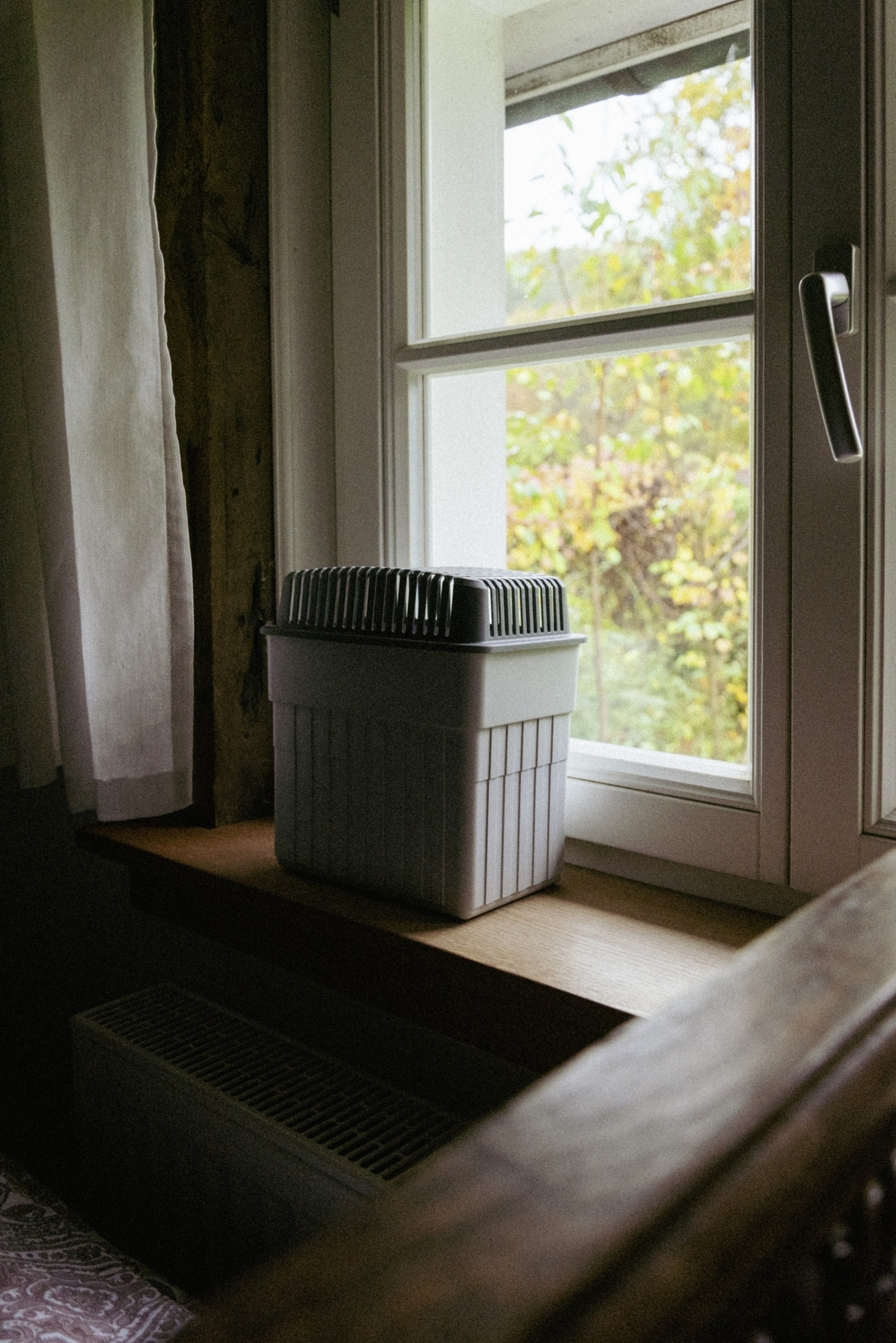 WENKO Luftentfeuchter »Grau« für 160 m³ Räume für Räume bis 160 m³, entfeuchtet geräuschlos und ohne Strom