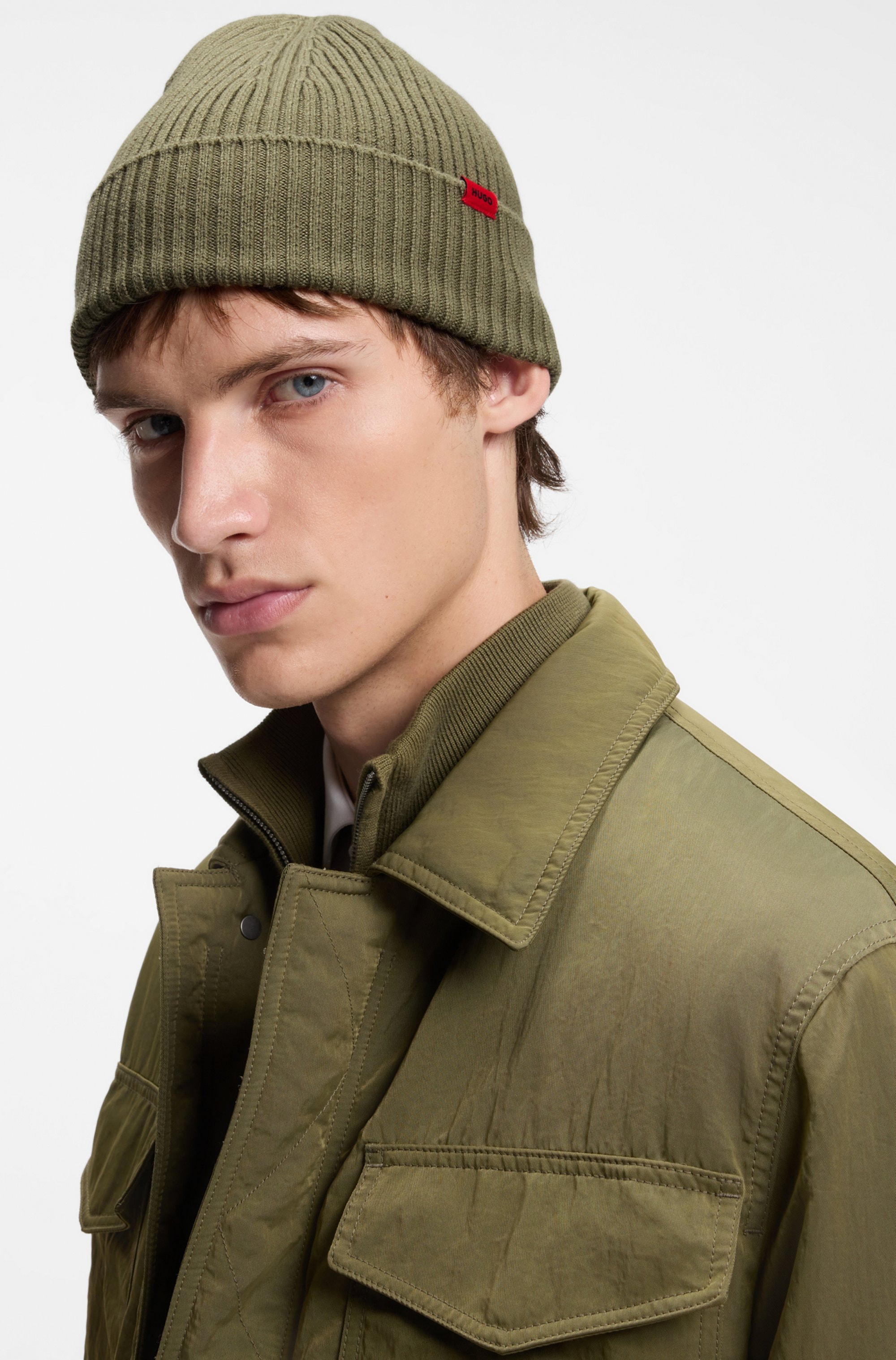 HUGO Beanie »Xola« mit Labelaufnäher, reine Wolle, unisex