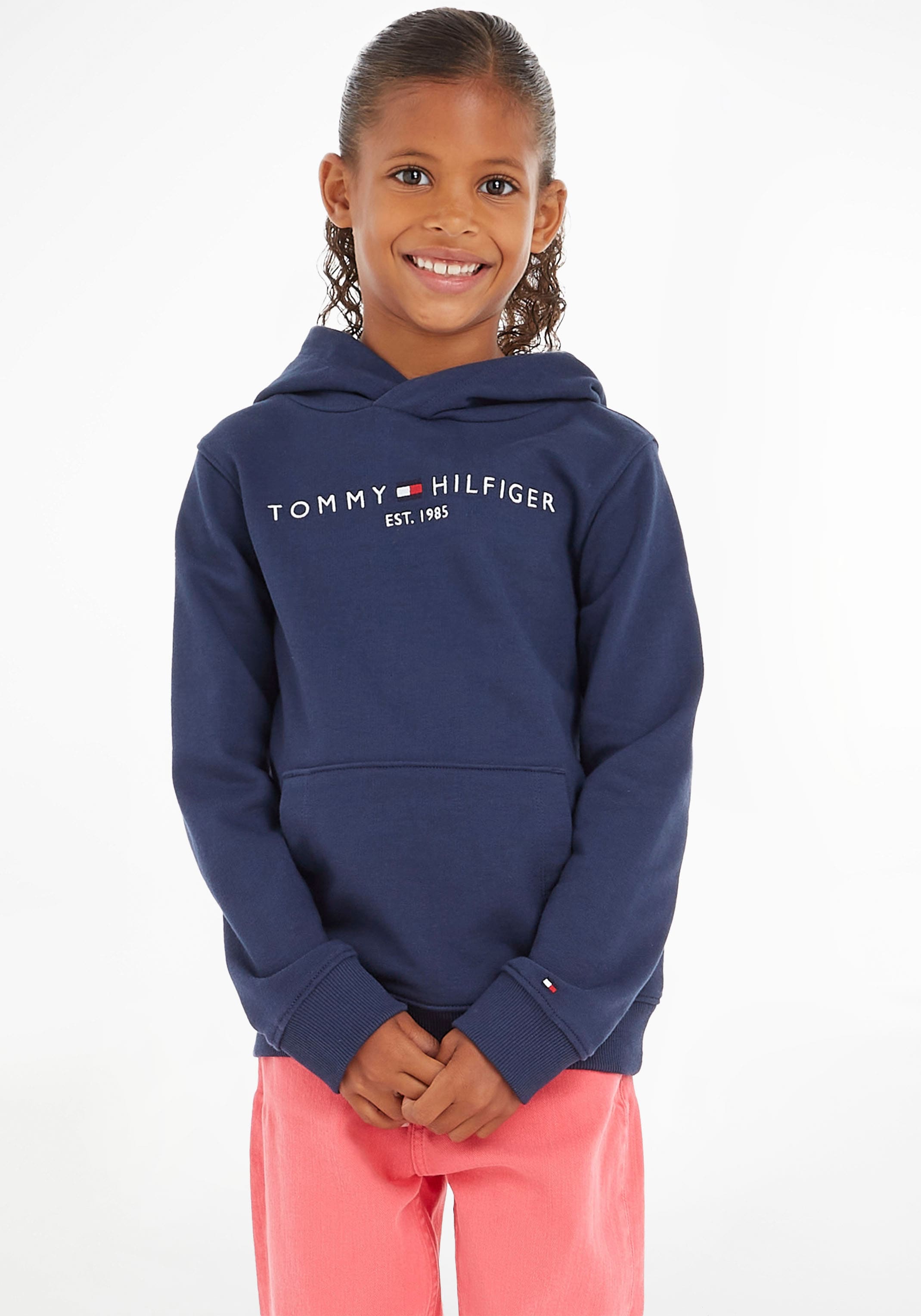 Tommy Hilfiger Sweatshirt »BOLD MONOTYPE mit im SWEATSHIRT«, kaufen markantem Karodessin Hilfiger Logo-Schriftzug