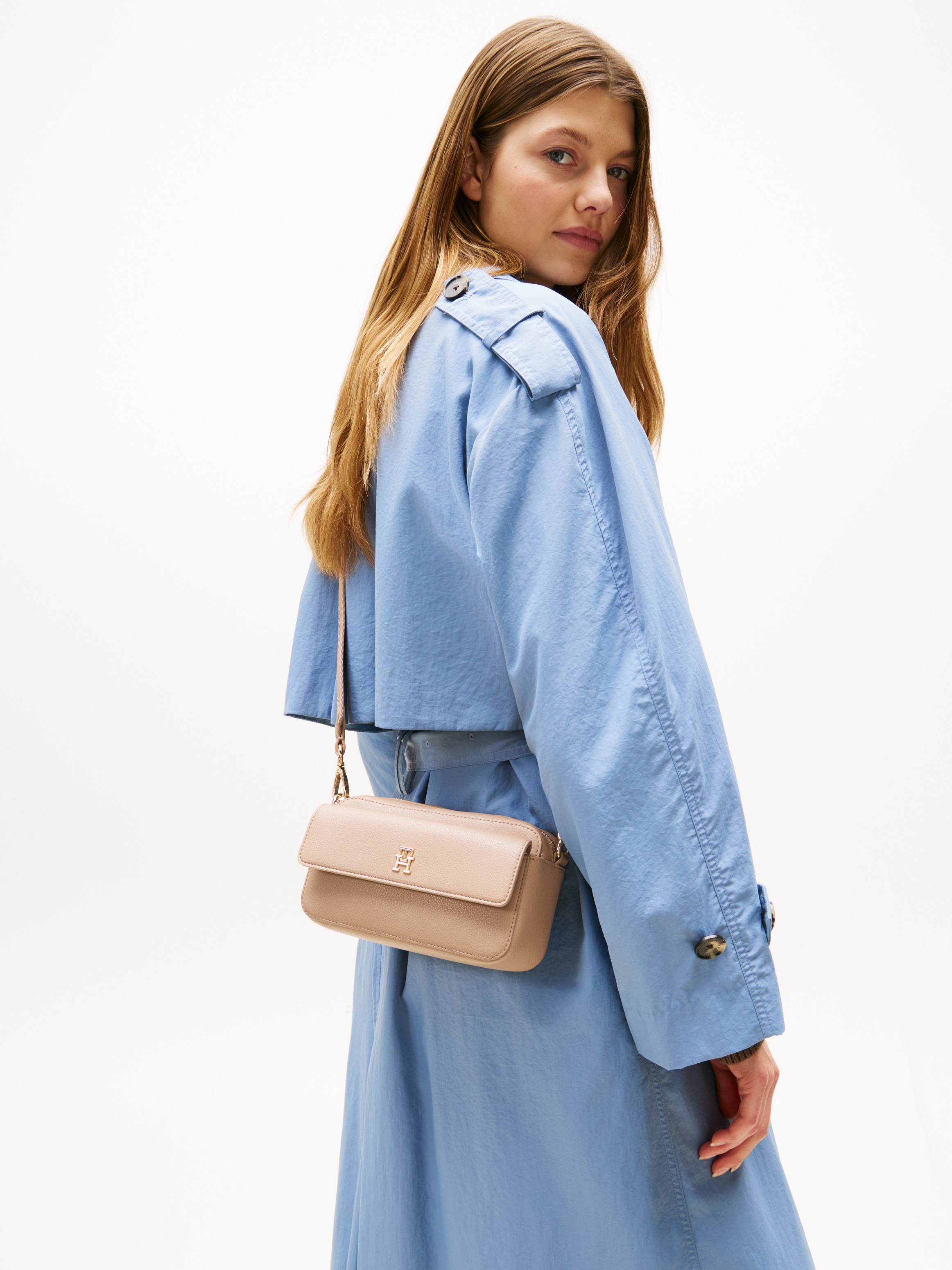 Tommy Hilfiger Umhängetasche »TH DISTINCT CAMERA BAG« , Damen Schultertasche, Minibag mit zusätzlichem Vordertachenfach