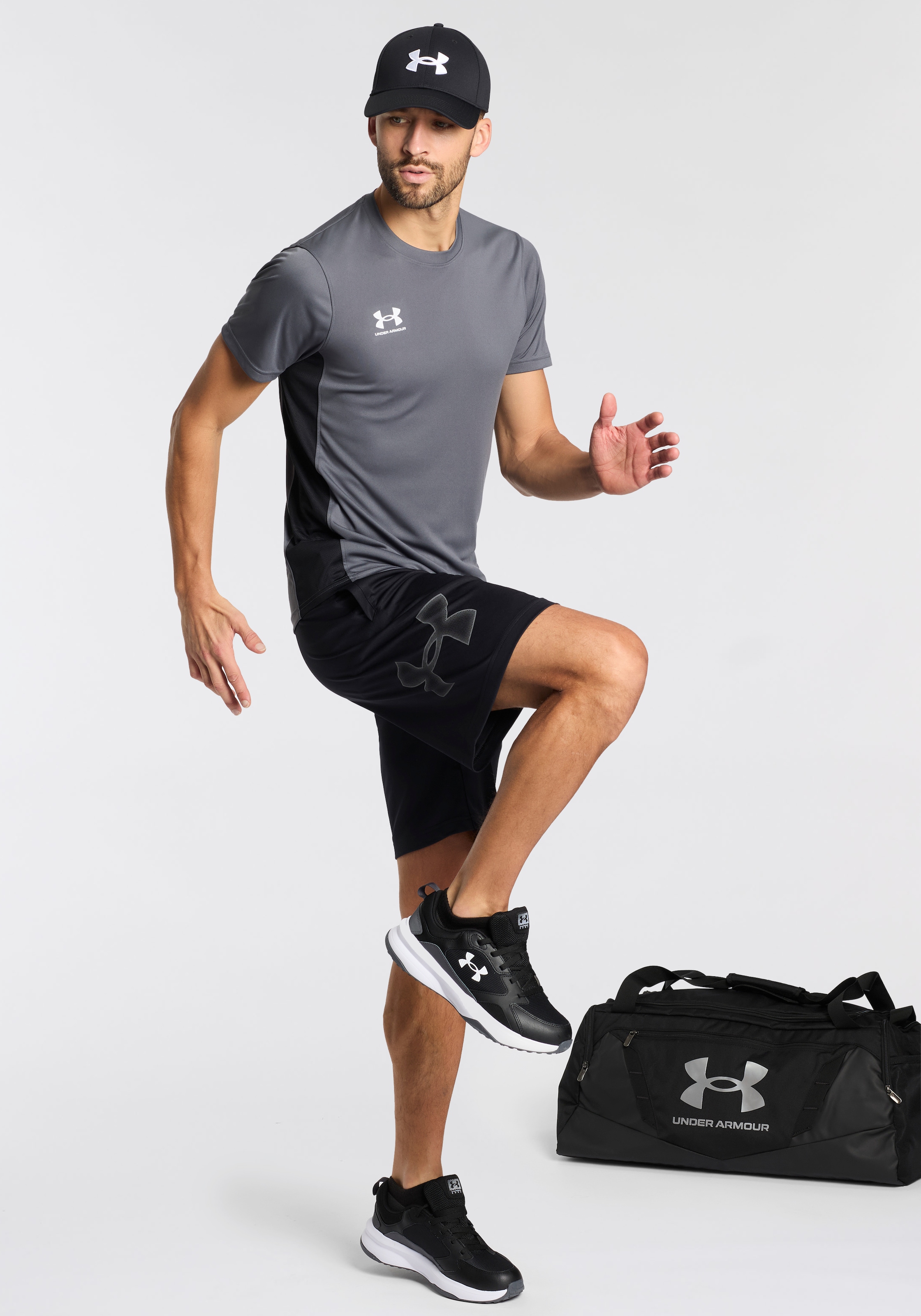 Under Armour® Shorts »UA Tech™ Shorts mit Grafik«