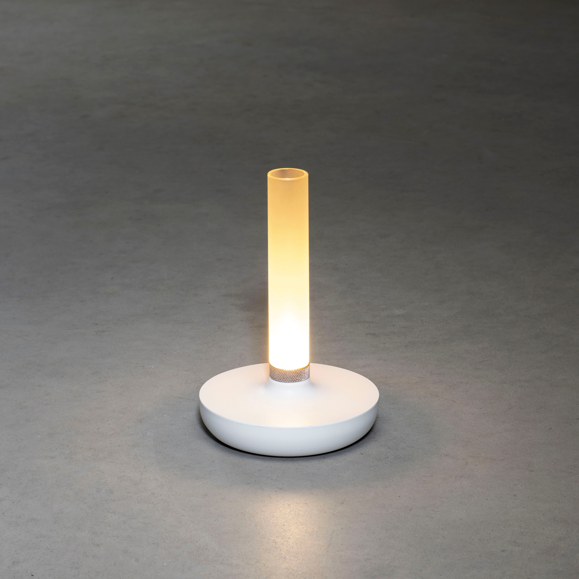 KONSTSMIDE LED Tischleuchte »Biarritz«, Leuchtmittel LED-Modul | LED fest integriert, Biarritz USB-Tischleuchte, 1800/2700/4000K, dimmbar
