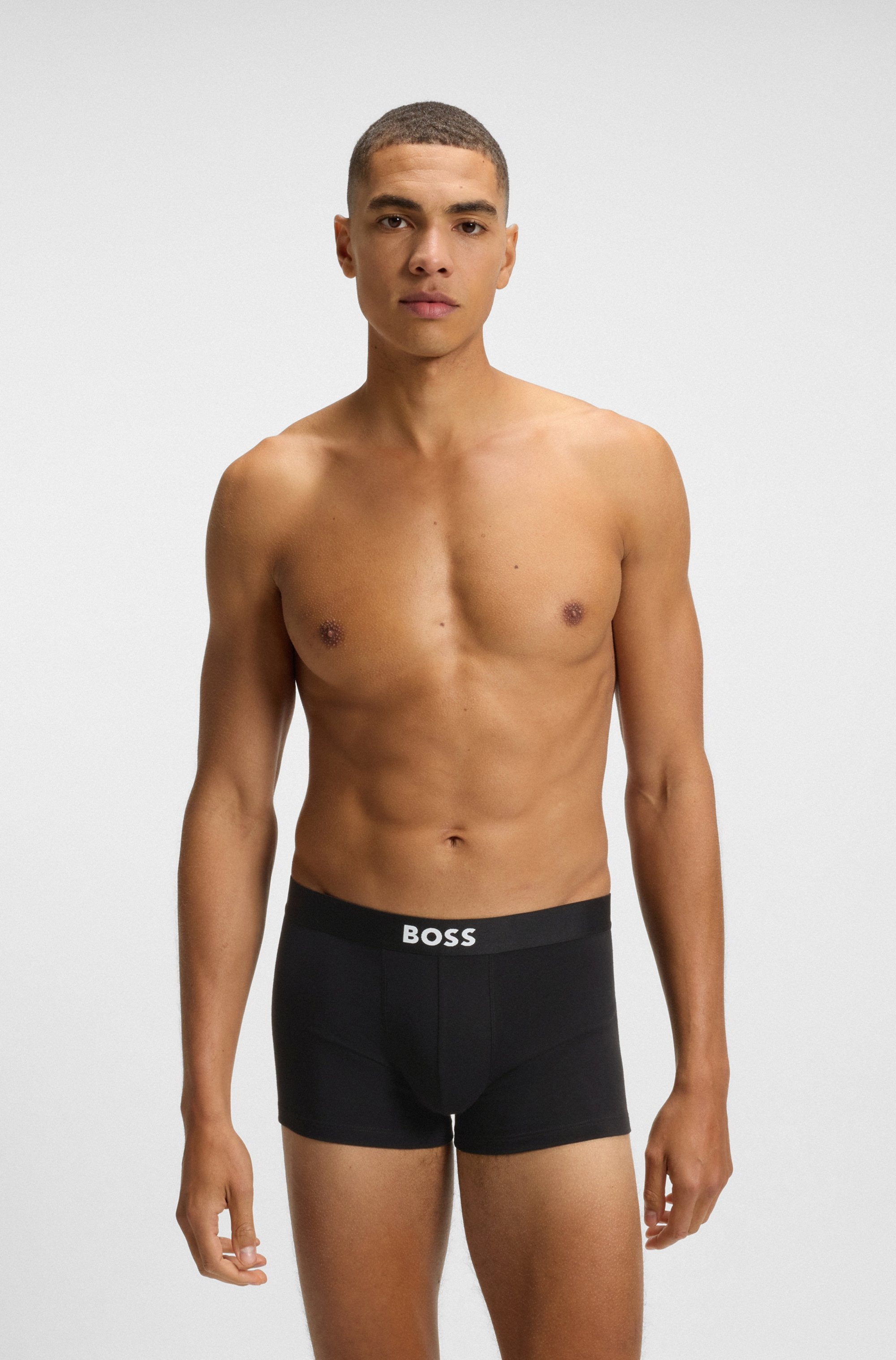 BOSS Boxershorts »Trunk 3P BOSS ONE D«, (3 St.), mittlere Bundhöhe, 1x gemustert, 2x unifarben