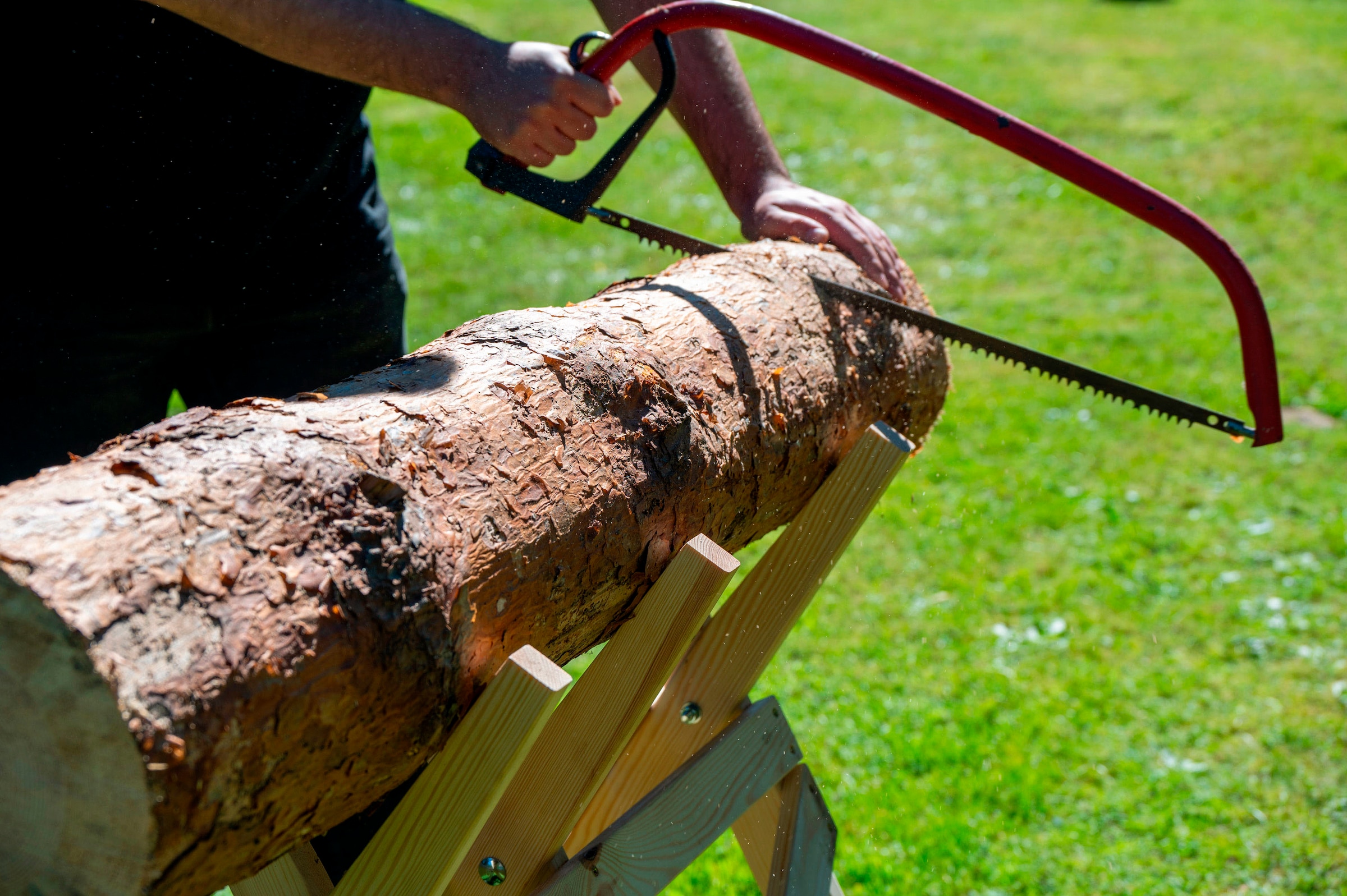 dobar Sägebock, aus Holz, klappbare Sägehilfe, 64 x 64 x 94 cm