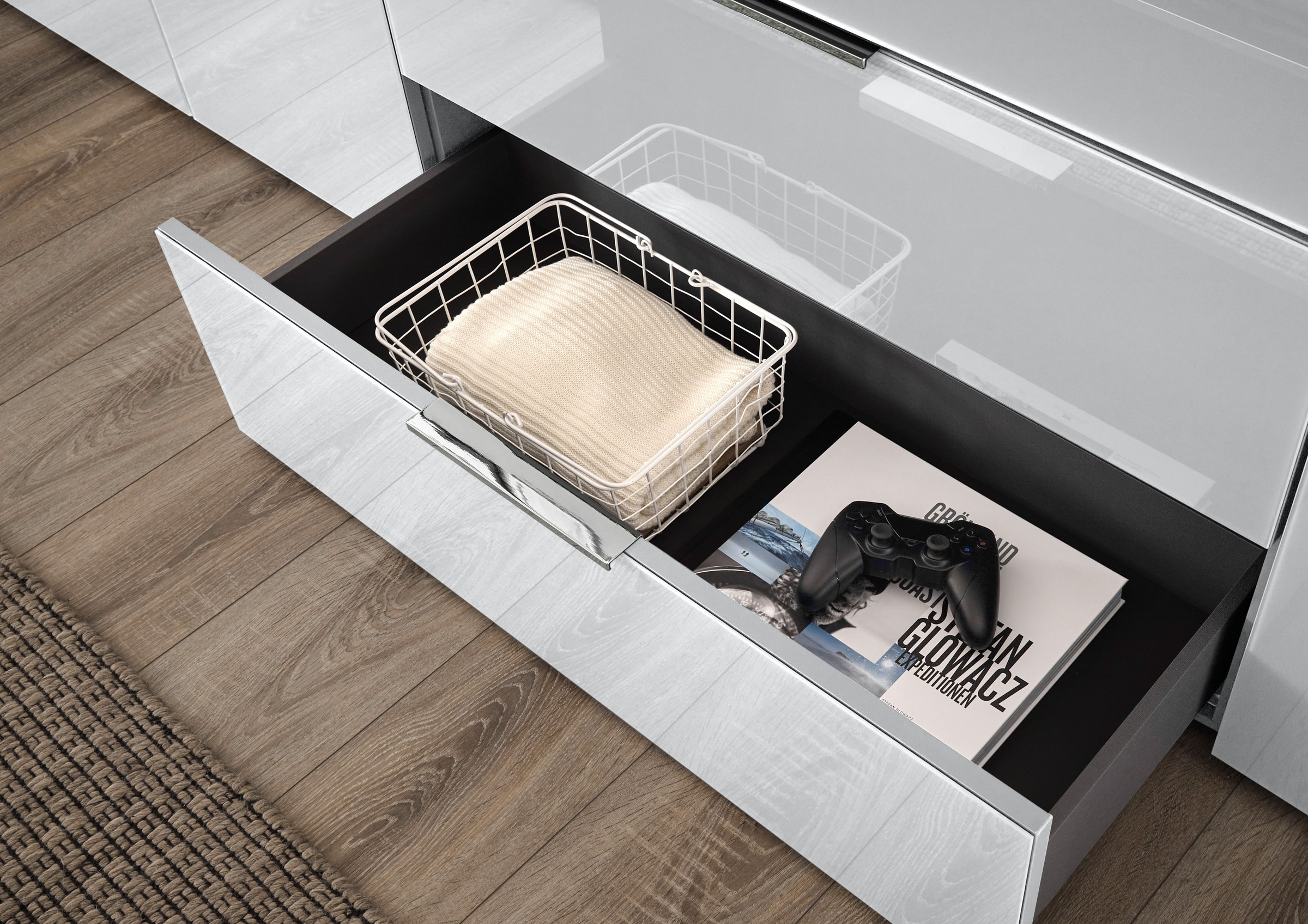 HBZ Kommode »Santorin Nachtkonsole, BxHxT 45x61x40 cm«, (1 St.), Breite 45cm, Softclose für Schubkästen, Melaminbeschichtung