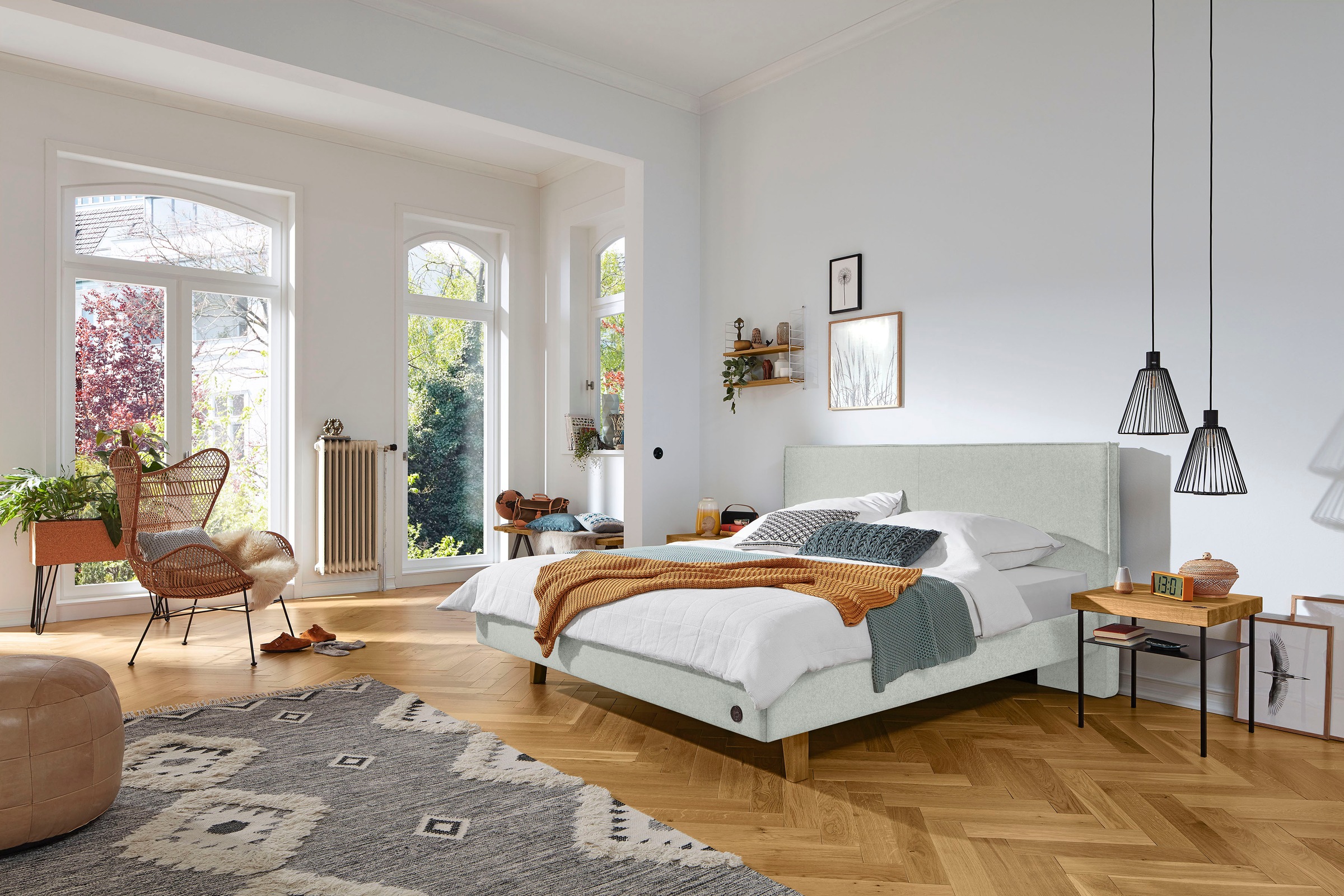 Birkenstock Polsterbett »Graz«, mit hohem, kubischem Kopfteil, Füße in Eiche natur