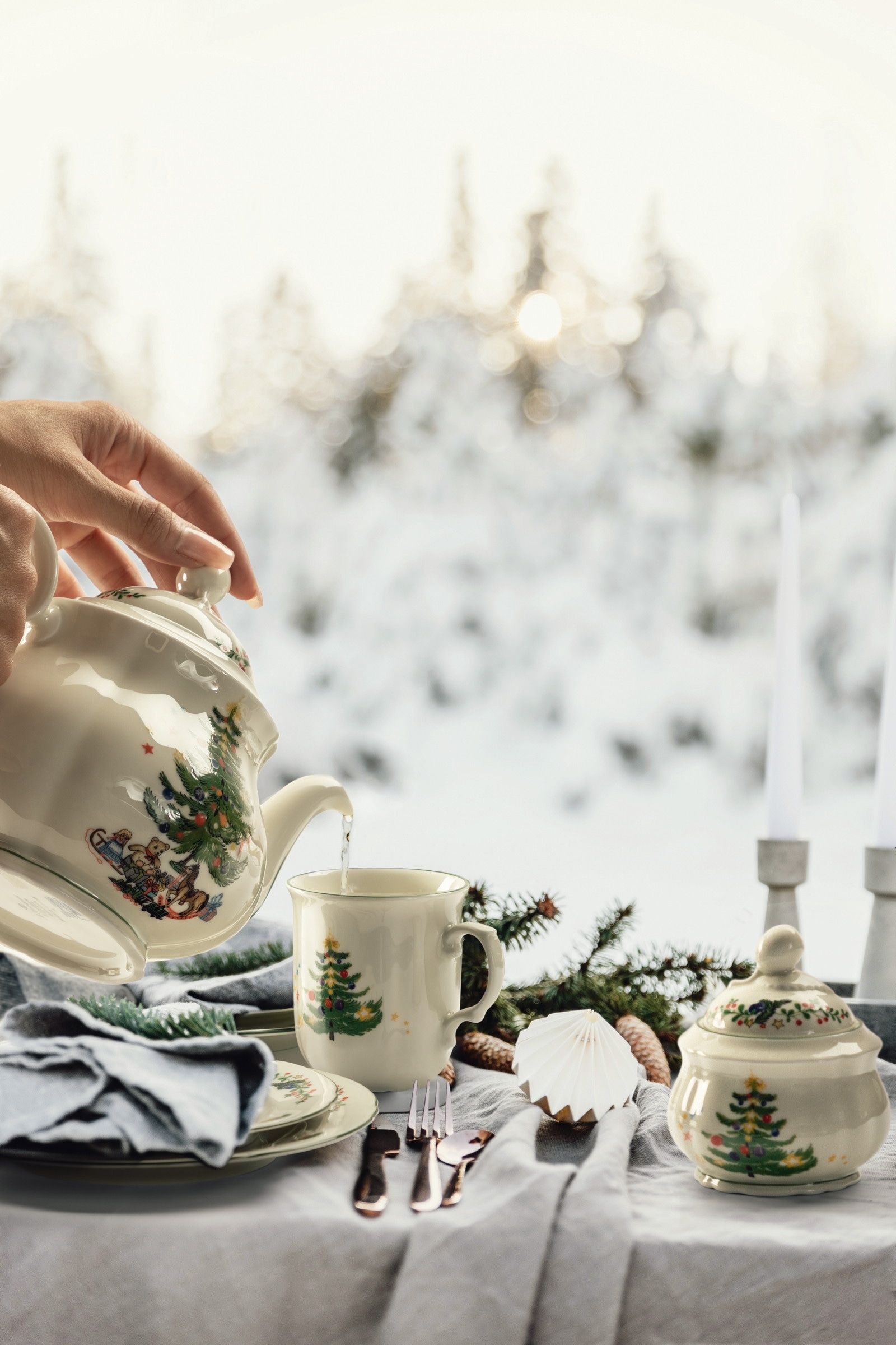 Seltmann Weiden Tasse »Marieluise Weihnachten, Teeobertasse 0,21 l« mit weihnachtlichem Dekor