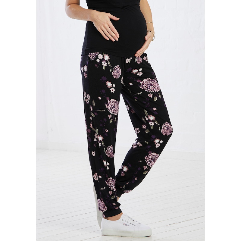 NEUN MONATE Umstandshose »Haremshose für Schwangerschaft und Stillzeit«, in bequemer Passform und mit Blumenmuster schwarz-geblümt 44/46 - N-Gr...