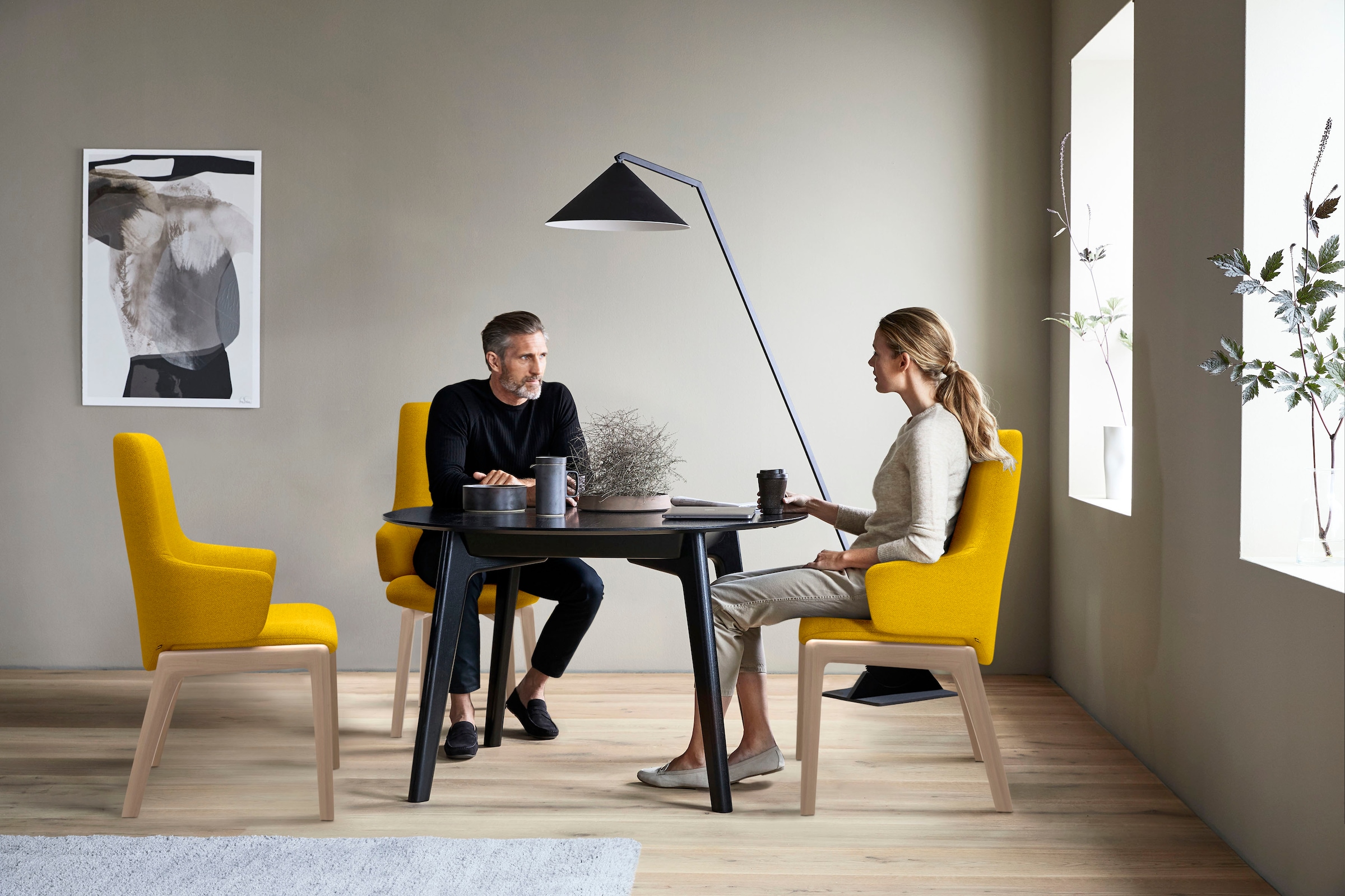 Stressless® Polsterstuhl »Laurel«, ROHLEDER Stoff Q2 FARON, High Back mit Armlehne, Größe L, mit abgerundeten Beinen in Schwarz