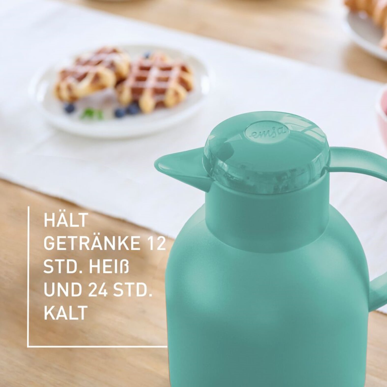 Emsa Isolierkanne »Samba«, 1 l, zeitloses Design, einfacher Knopfdruck, 24h kalt, 12h warm