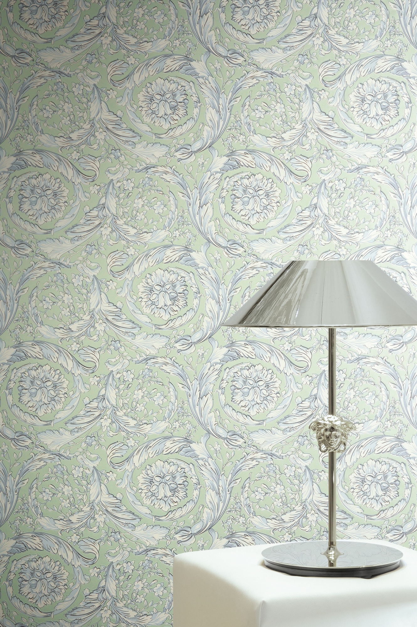 Versace Vliestapete »Versace 6 Barocco –« 3D-Optik | Barock | Motiv geprägt Neo-klassisches Rankenmuster mit Glanz & strukturierter Prägung
