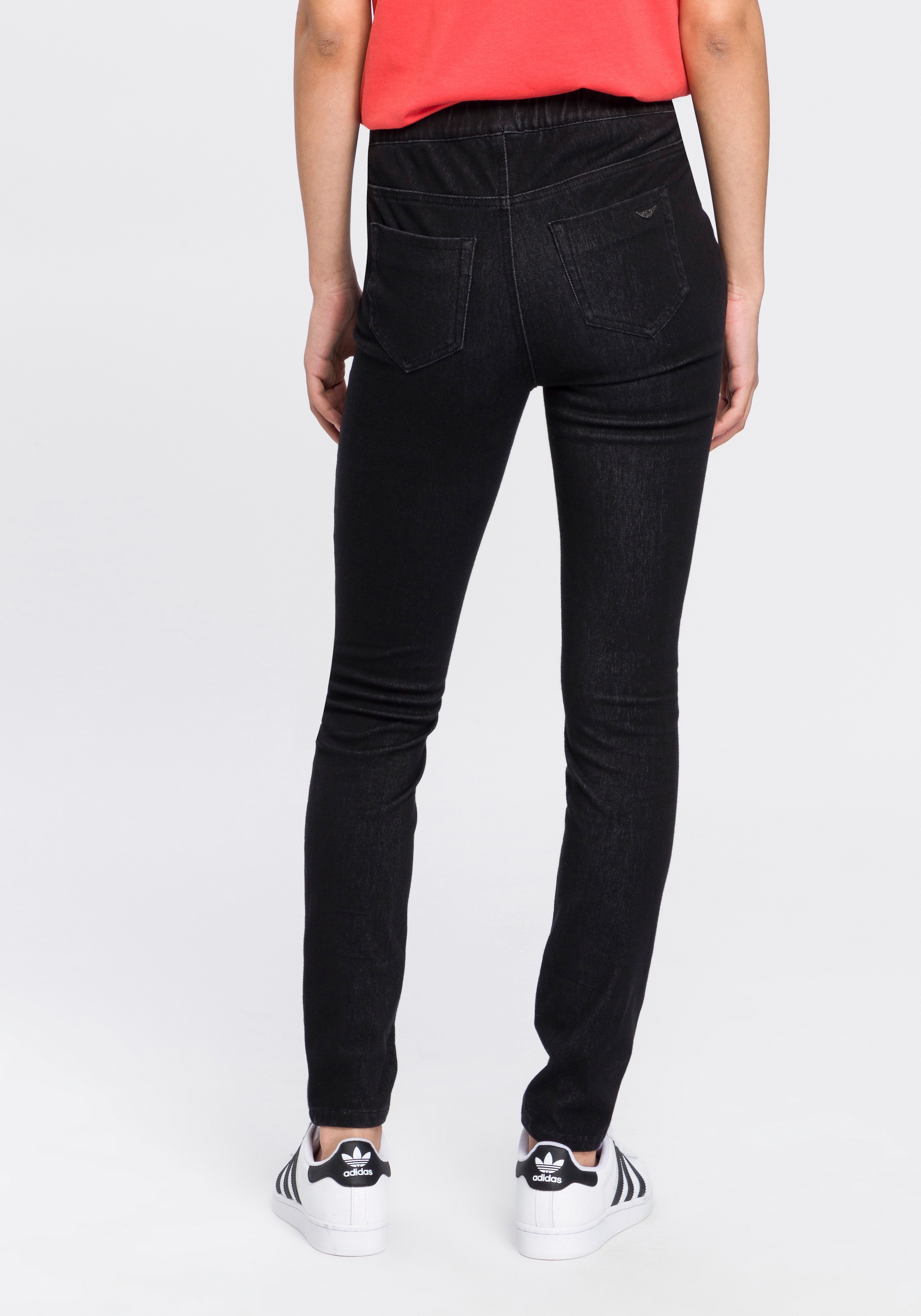 Arizona Jogg Pants »High Waist«, extra-eng geschnitten, knöchellange Beinform, hoher Bund