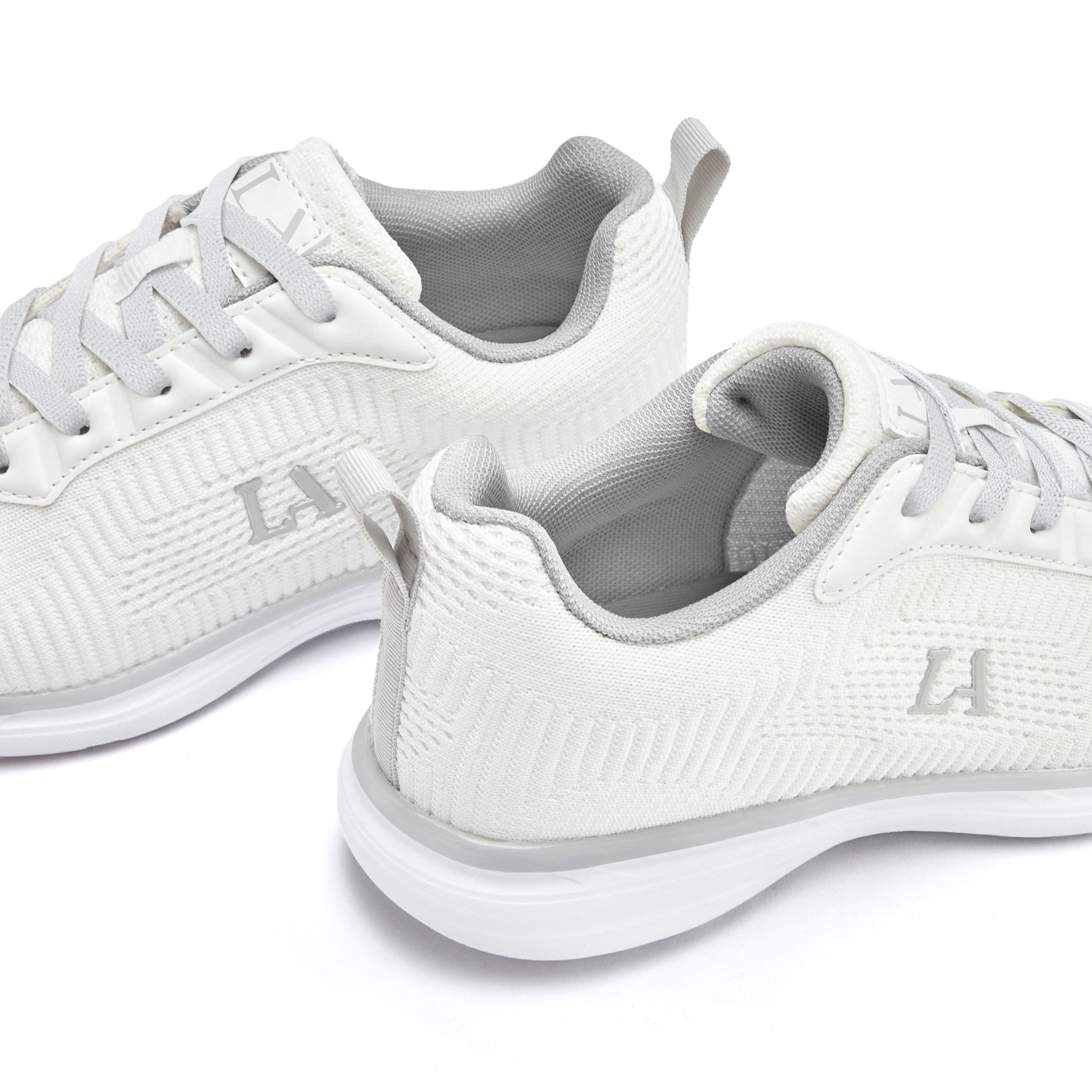LASCANA Sneaker, Freizeitschuh, Halbschuh im sportiven Look VEGAN