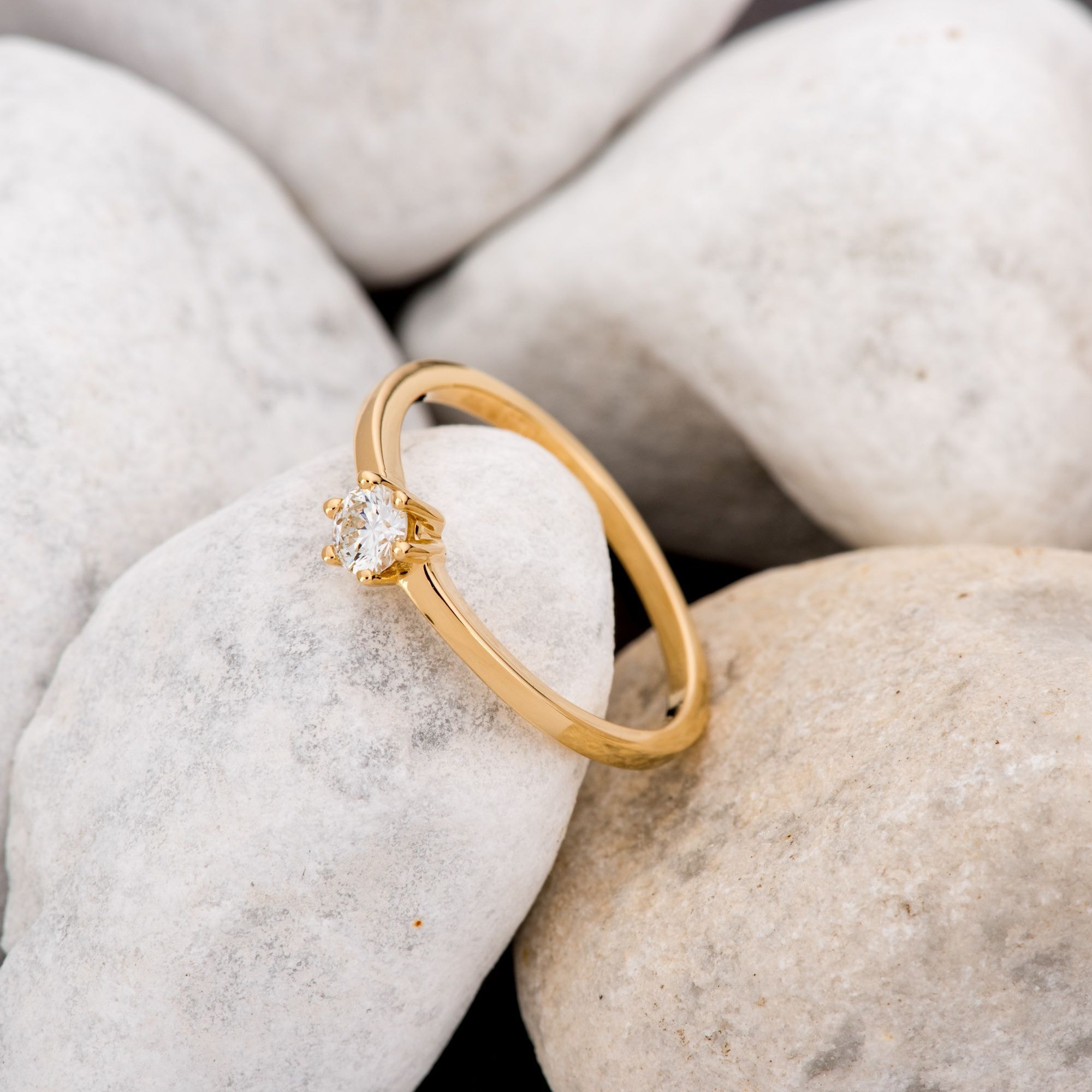 Orolino Fingerring »Gold 750 mit natürlichem Brillant 0,25ct.«