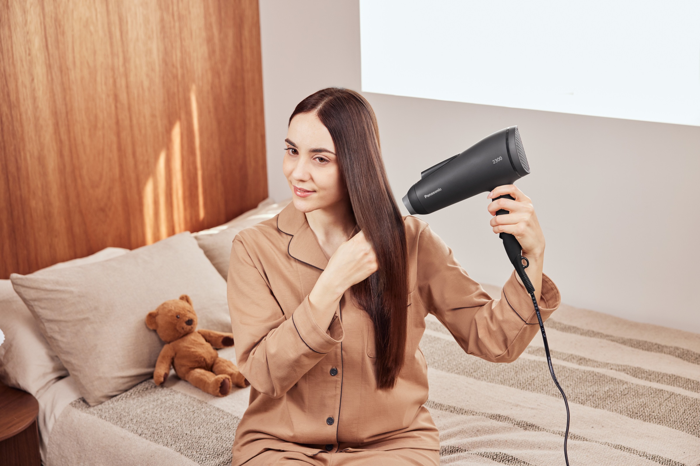 Panasonic Ionic-Haartrockner »EH-NE85-K825«, 2300 W, 2 Aufsätze, Ionen Haartrockner, Air Boost-Technologie