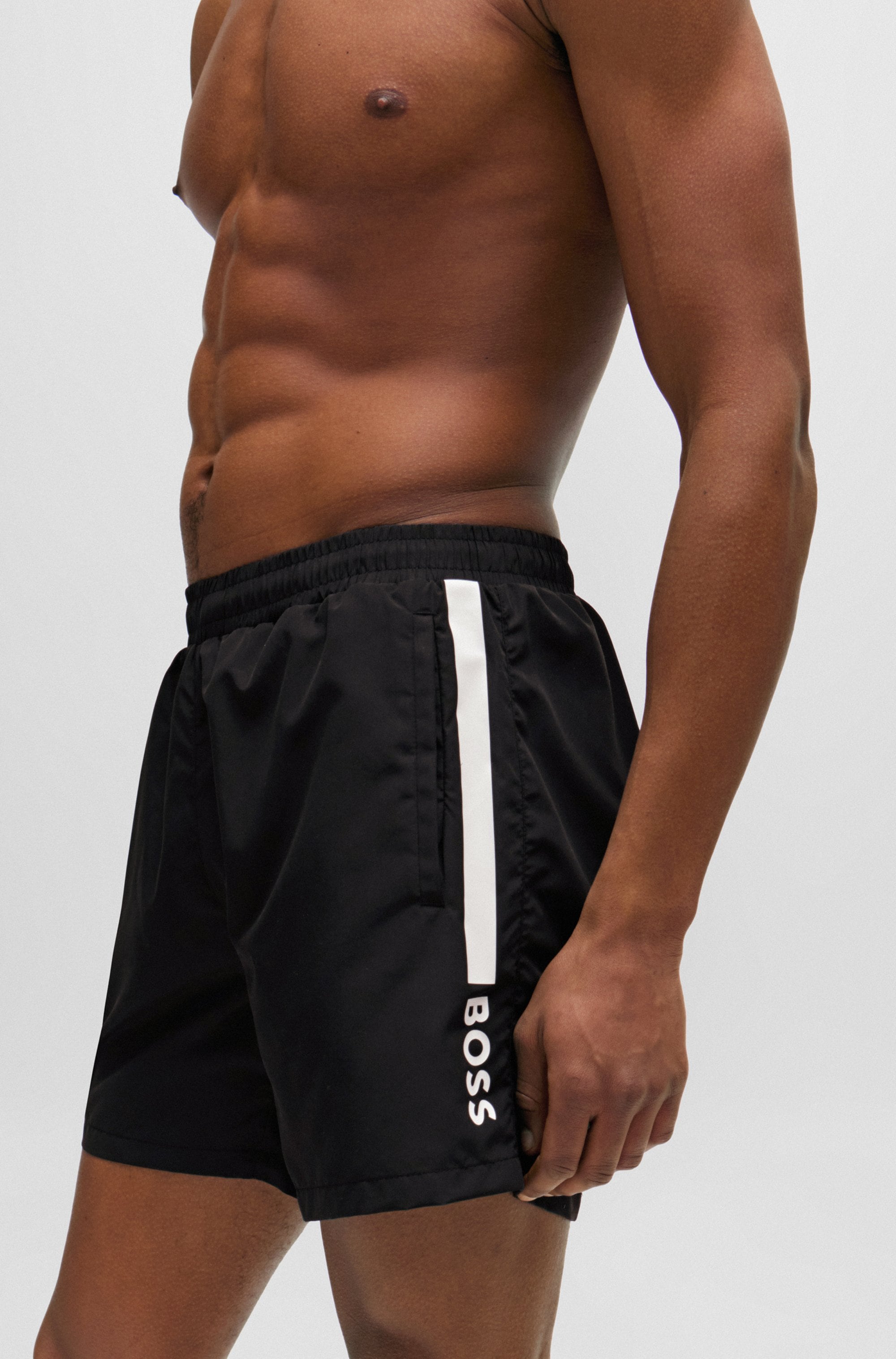 BOSS Badeshorts »Dolphin«, mit seitlichem Kontraststreifen