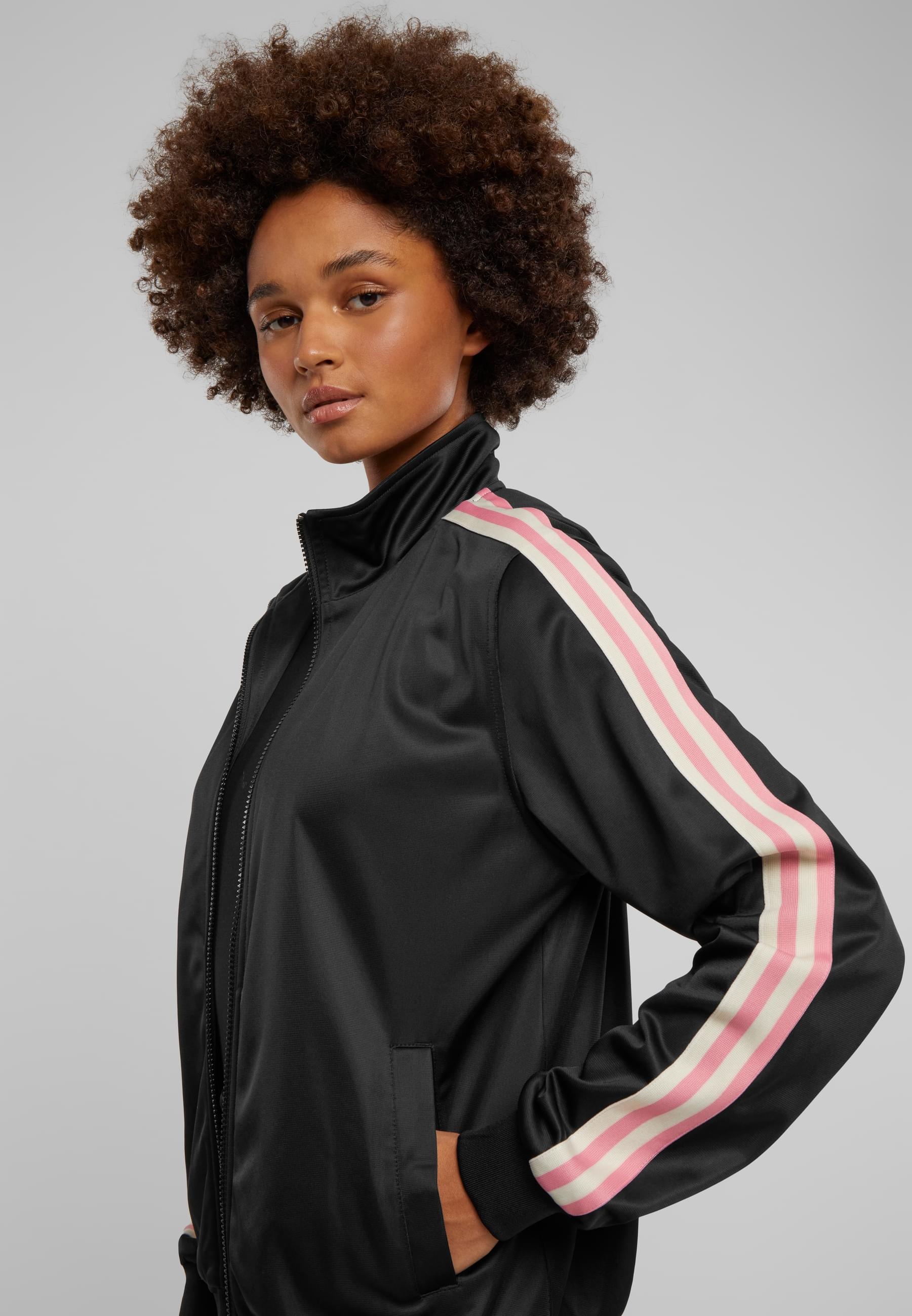 URBAN CLASSICS Trainingsjacke »Urban Classics Damen Ladies Retro Track Jacket« 1 Stk. tlg. ohne Kapuze