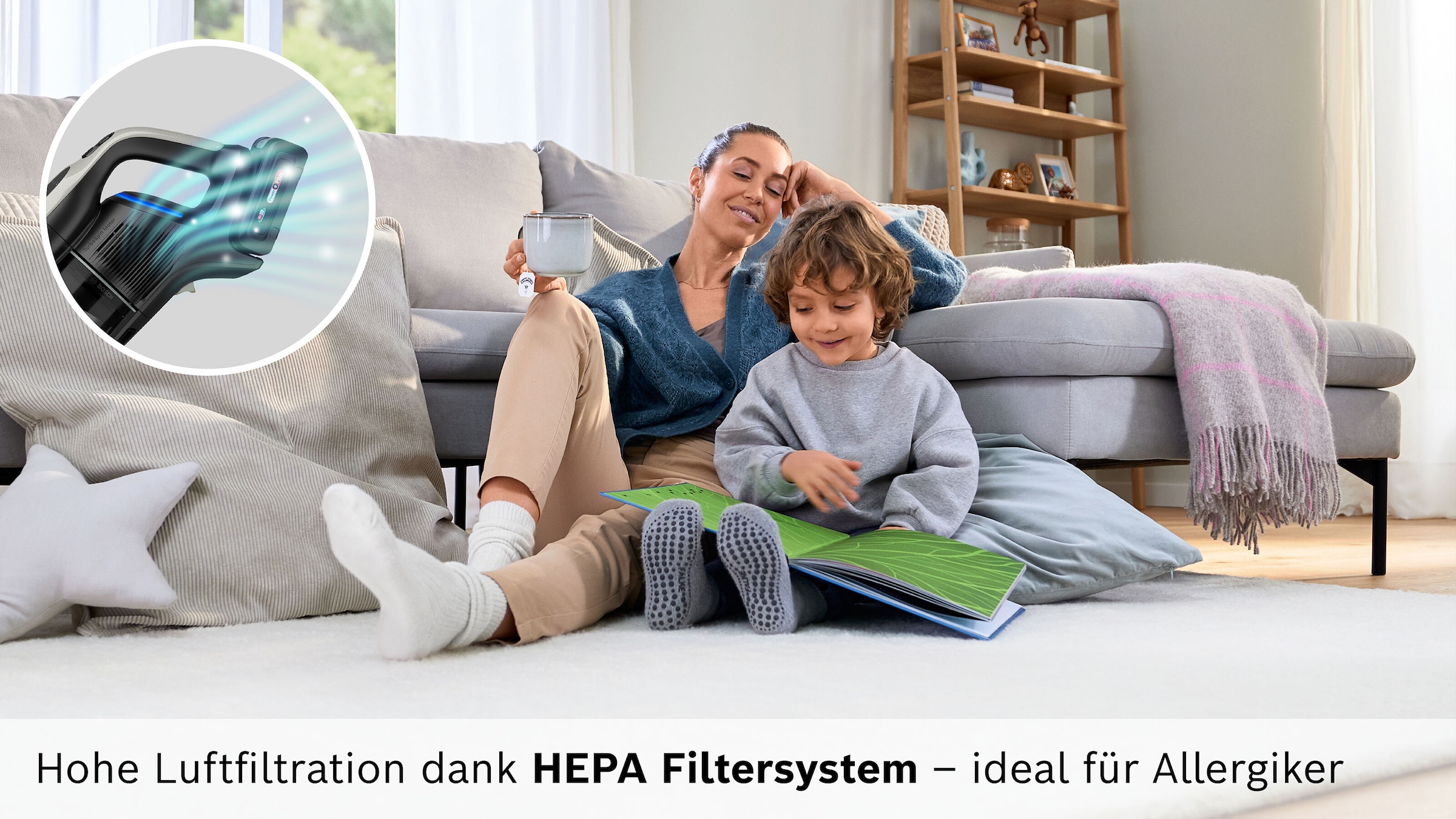 BOSCH Akku-Stielstaubsauger »Unlimited 10 BKS1051GQC, MicroClean™ Technology, Display, Knickrohr«, HEPA-Filtersystem, 10 Jahre Motorgarantie, Schnellladegerät, grau