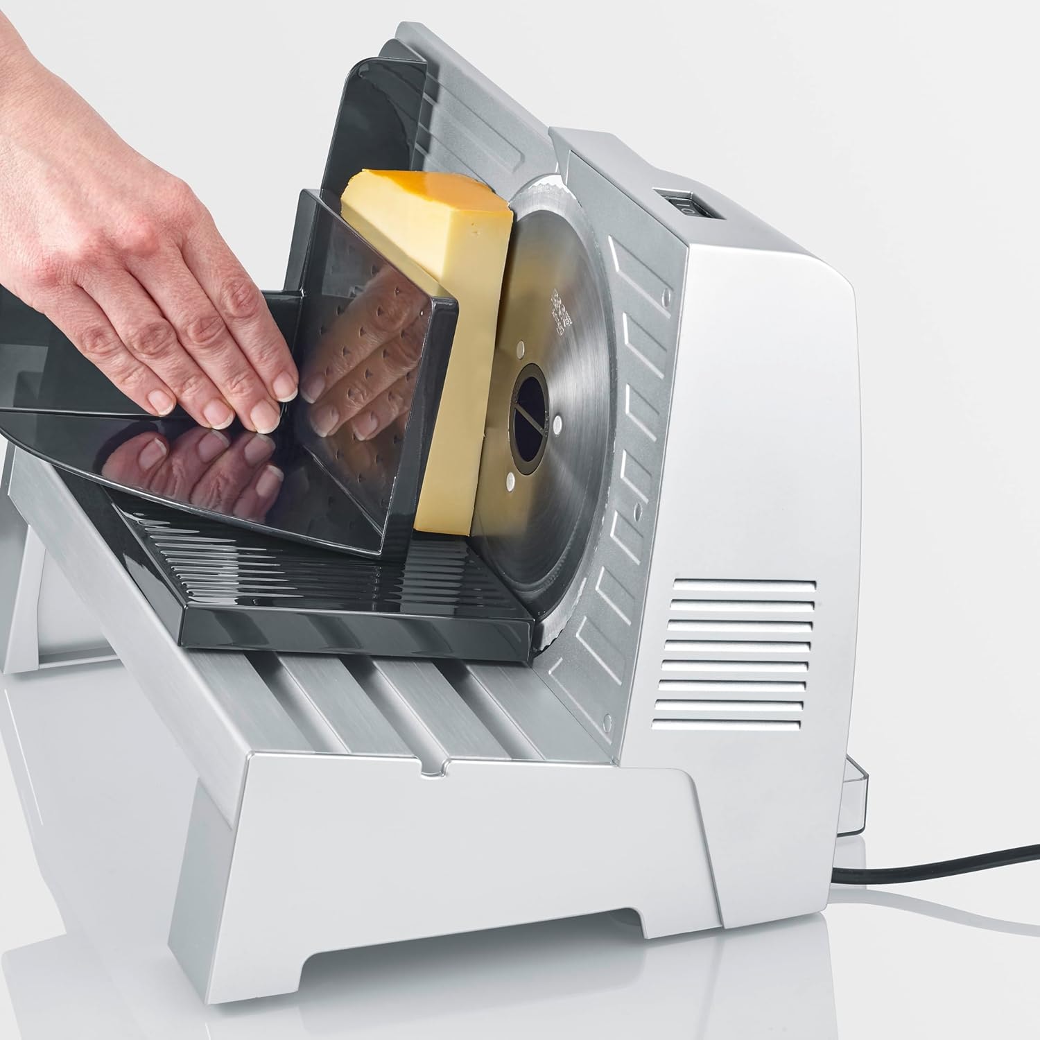 Severin Allesschneider »AS 3917« 130 W Fingerschutz, Brotschneidemaschine Schnittstärke stufenlos einstellen