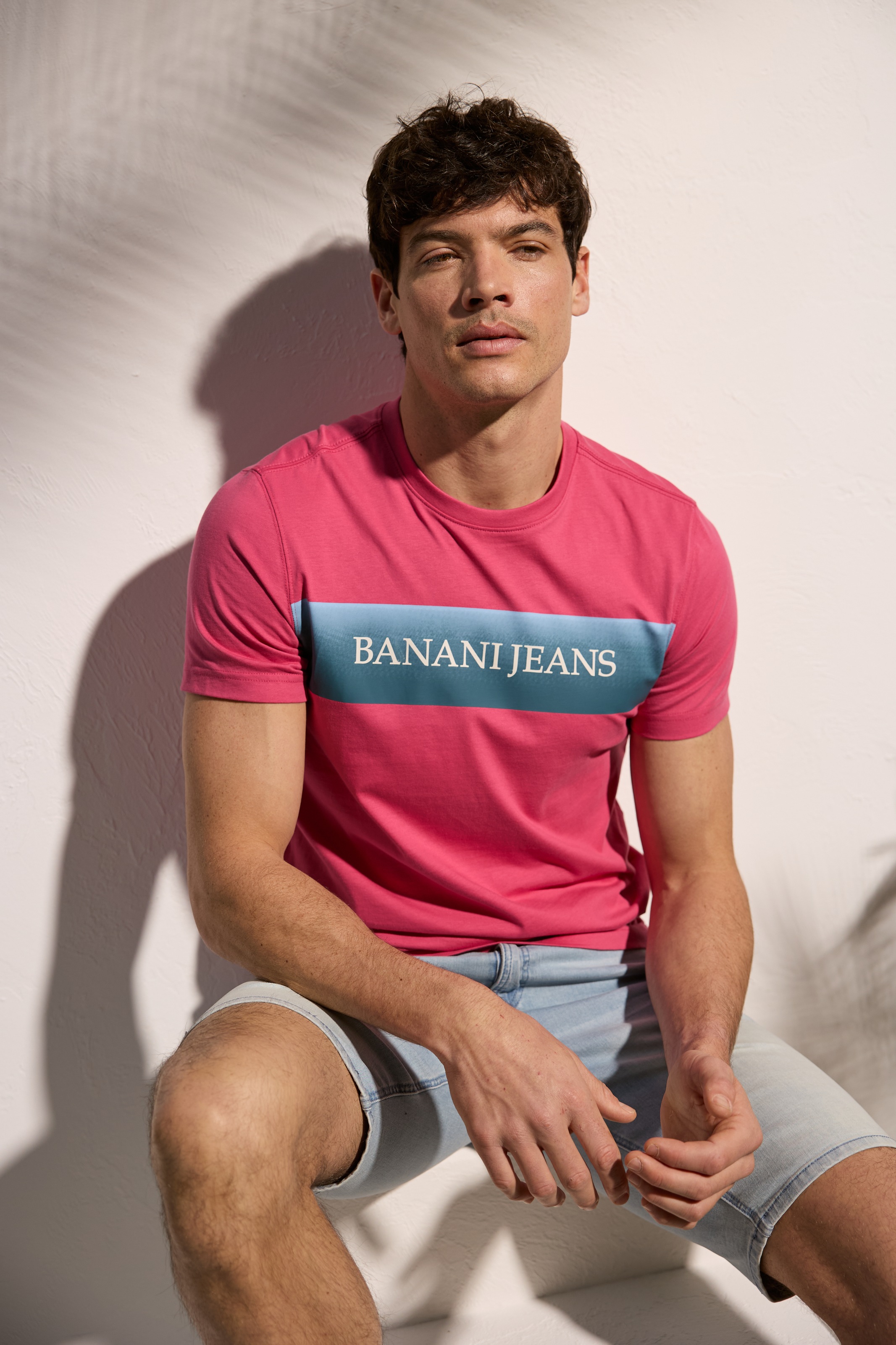 Bruno Banani T-Shirt Halbarmshirt, mit Rundhalsausschnitt, bedruckt, aus Single Jersey