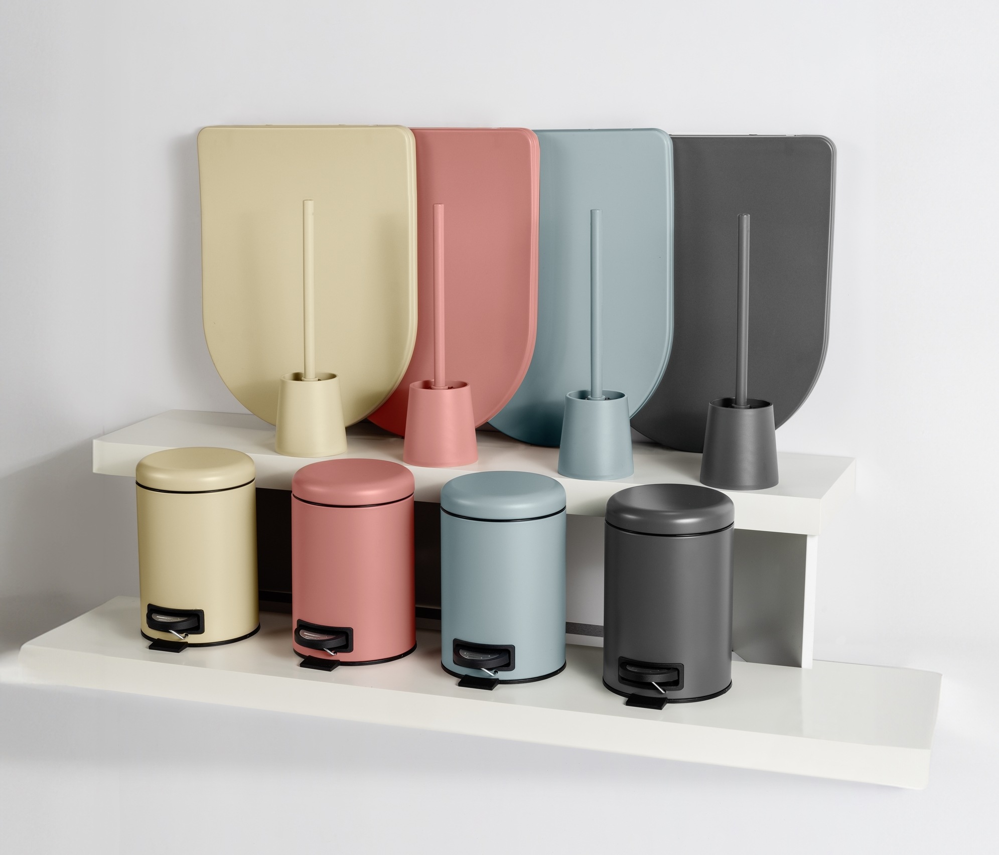 WENKO WC-Sitz »Galati« Toilettensitz aus Duroplast, ultraflach, D-Form, mit Absenkautomatik