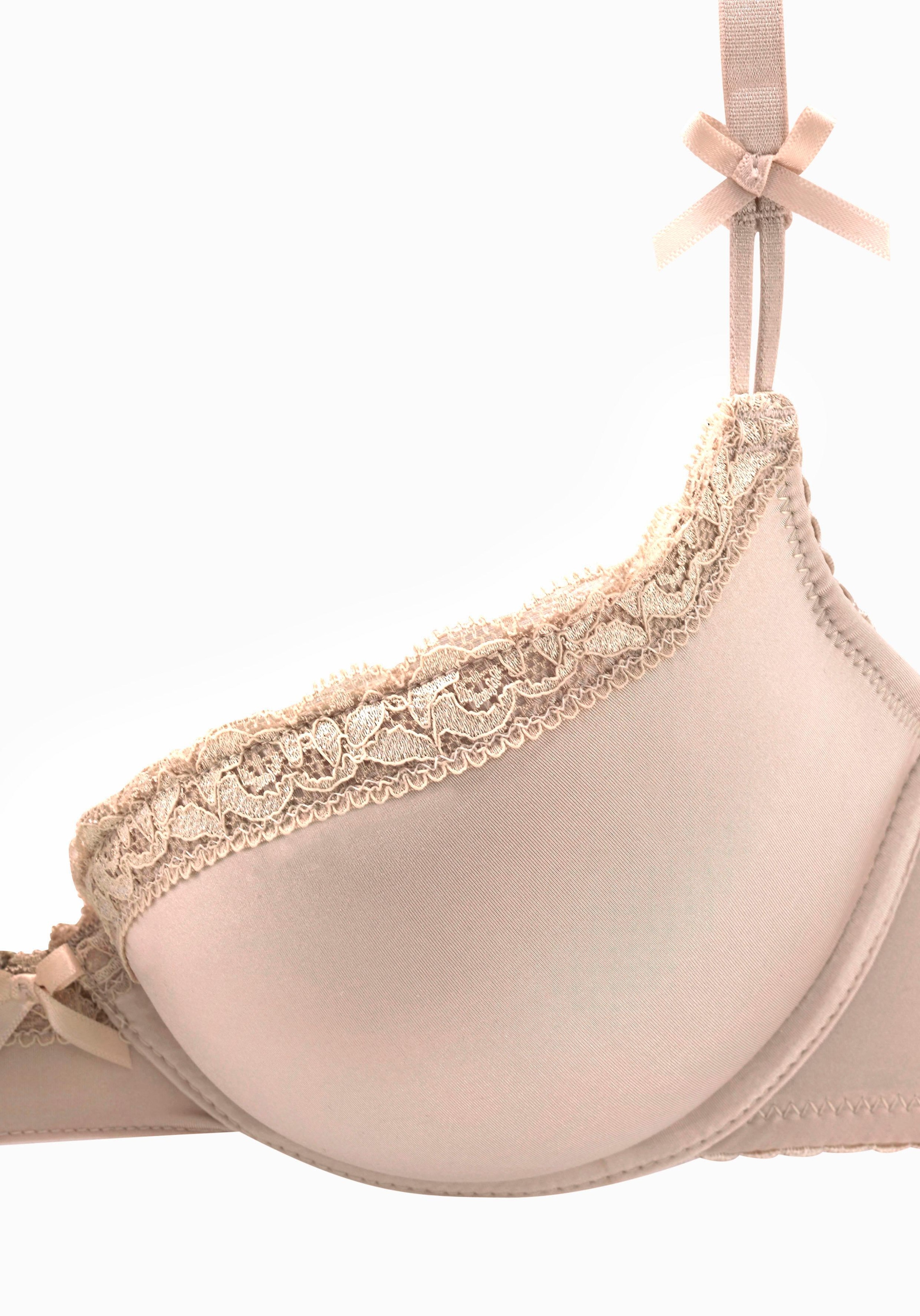 s.Oliver Push-up-BH »Everyday Fashion«, mit Bügel und herausnehmbaren Push-up-Kissen, Dessous