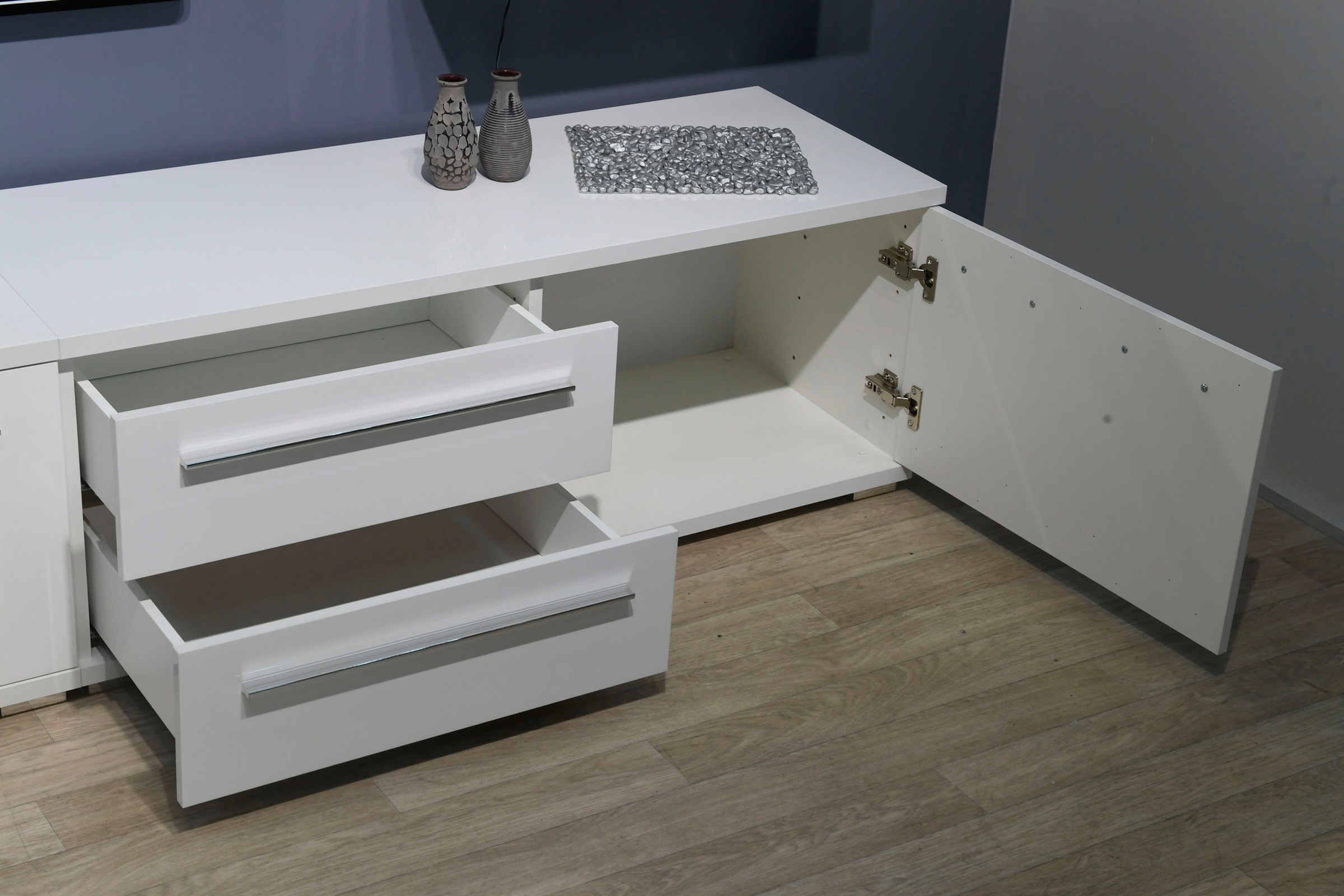 Places of Style TV-Board "Piano", (H/B/T): 46,2/120/45,2cm), UV lackiert, m günstig online kaufen