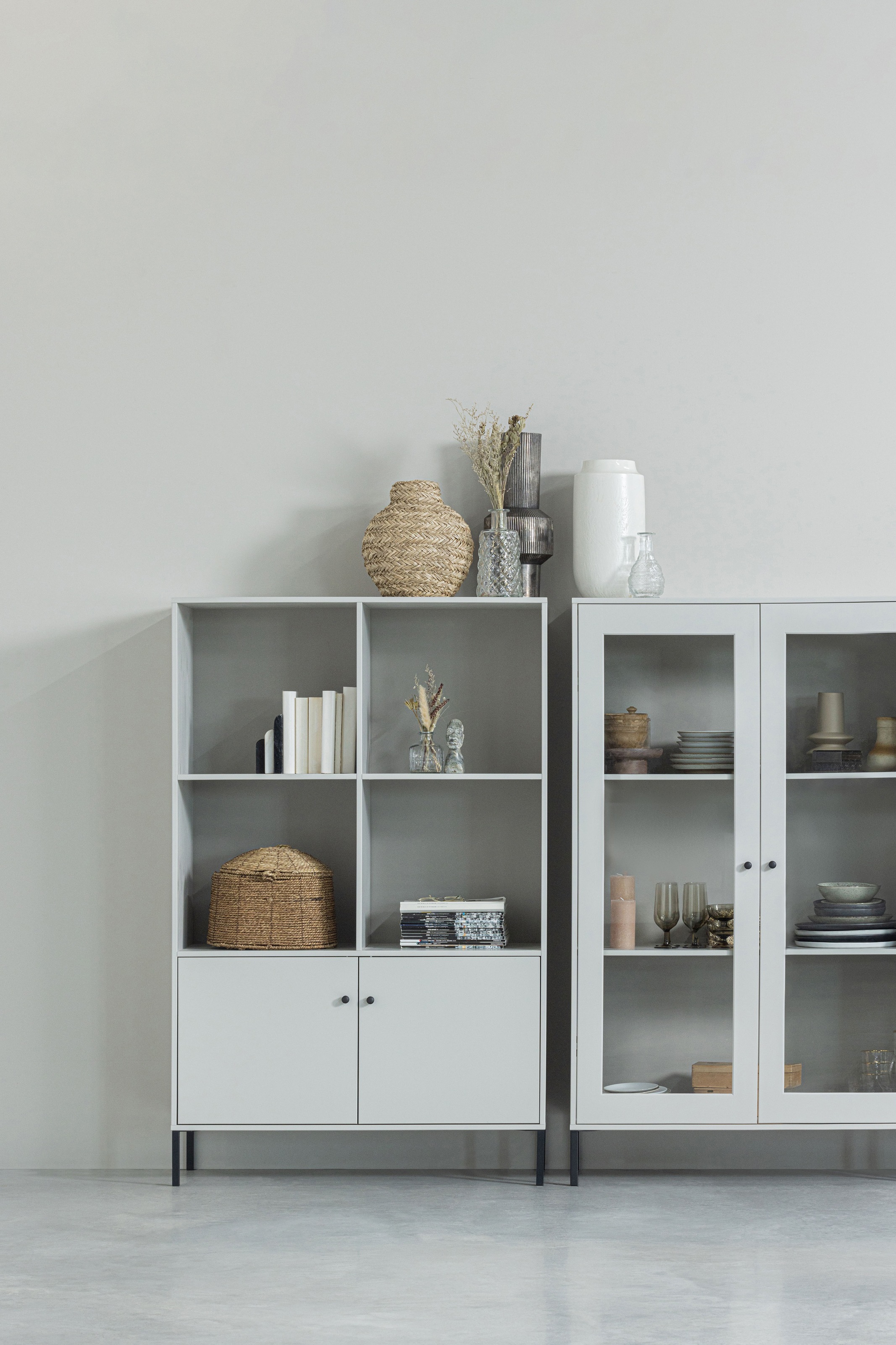 WOOOD Vitrine »Xam FSC®-Kiefernholz geschliffen mit offenen Fächern 100x40x155 cm« Sichtbare Maserung, Tragkraft 15 kg pro Boden, einfach zu montieren