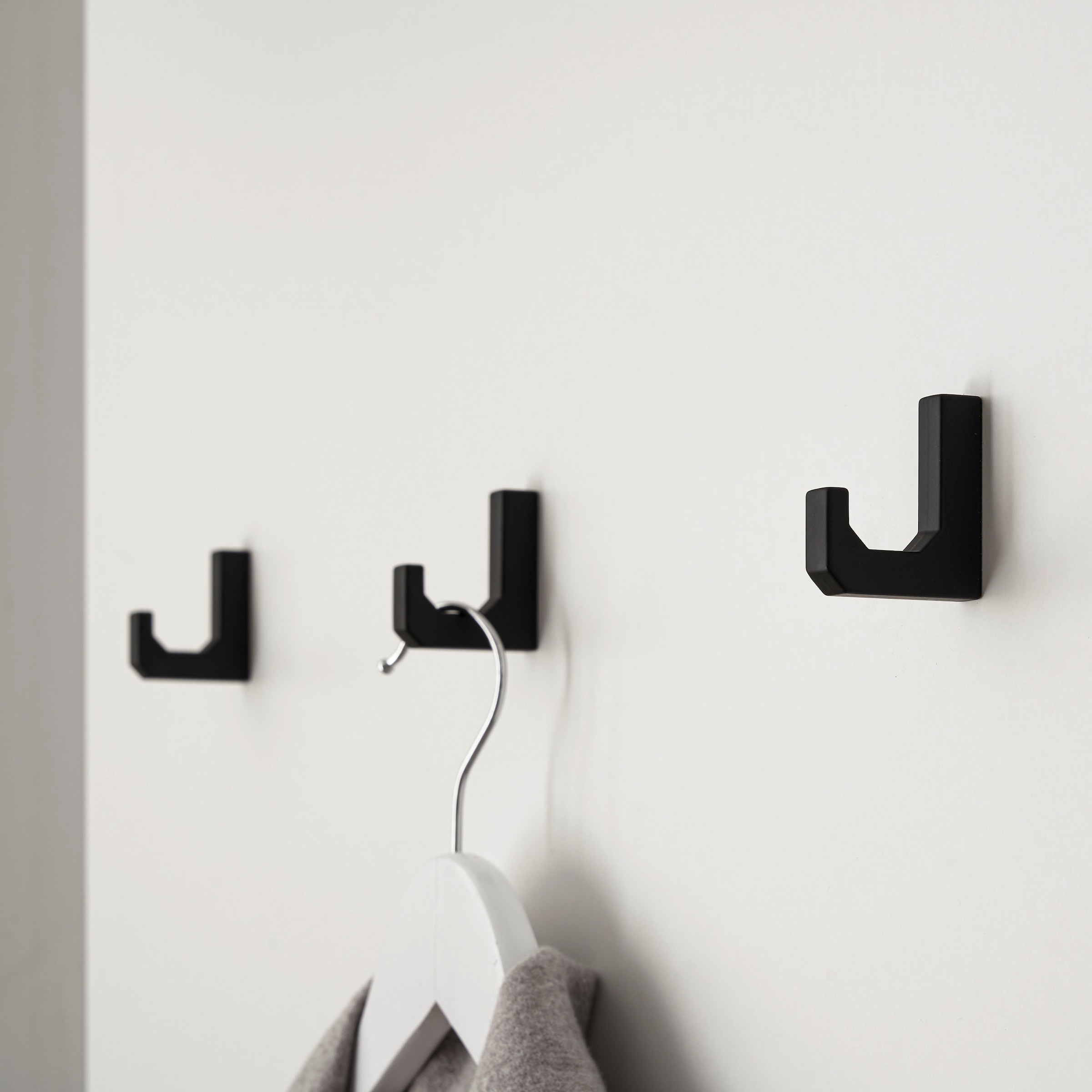 Home affaire Garderobenpaneel »Cantara, Wandregal, Flurgarderobe mit Hutablage, Kleiderstange & Haken« vielseitig einsetzbar, in zwei Farben verfügbar, 79 cm breit