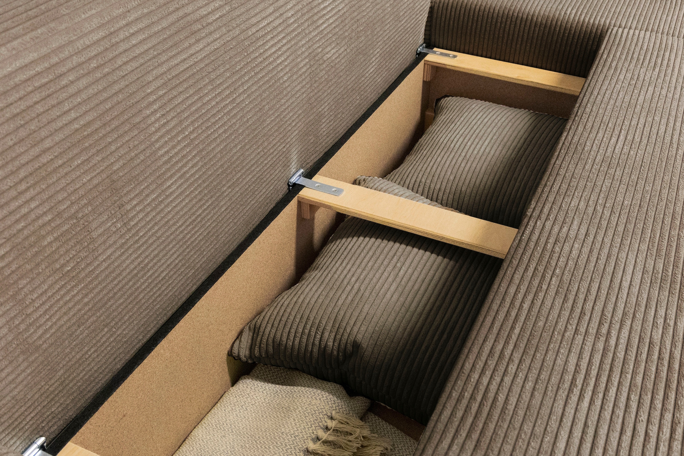 Jockenhöfer Gruppe Ecksofa »L-Form, B: 191 cm« mit Bettfunktion & Bettkasten