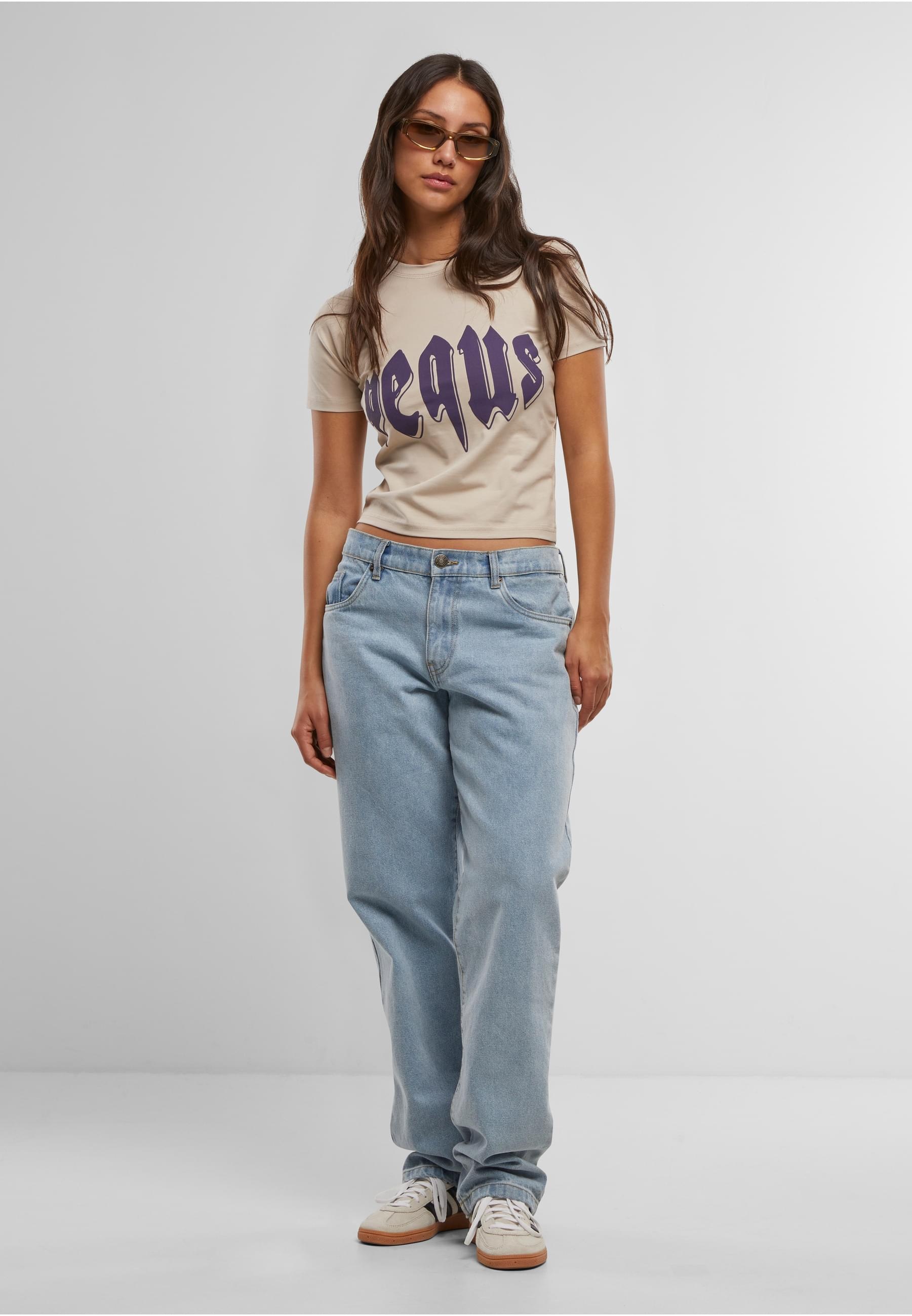 PEQUS T-Shirt »PEQUS PEQUS Fitted Outlined Mythic Logo T-shirt« 1 Stk.