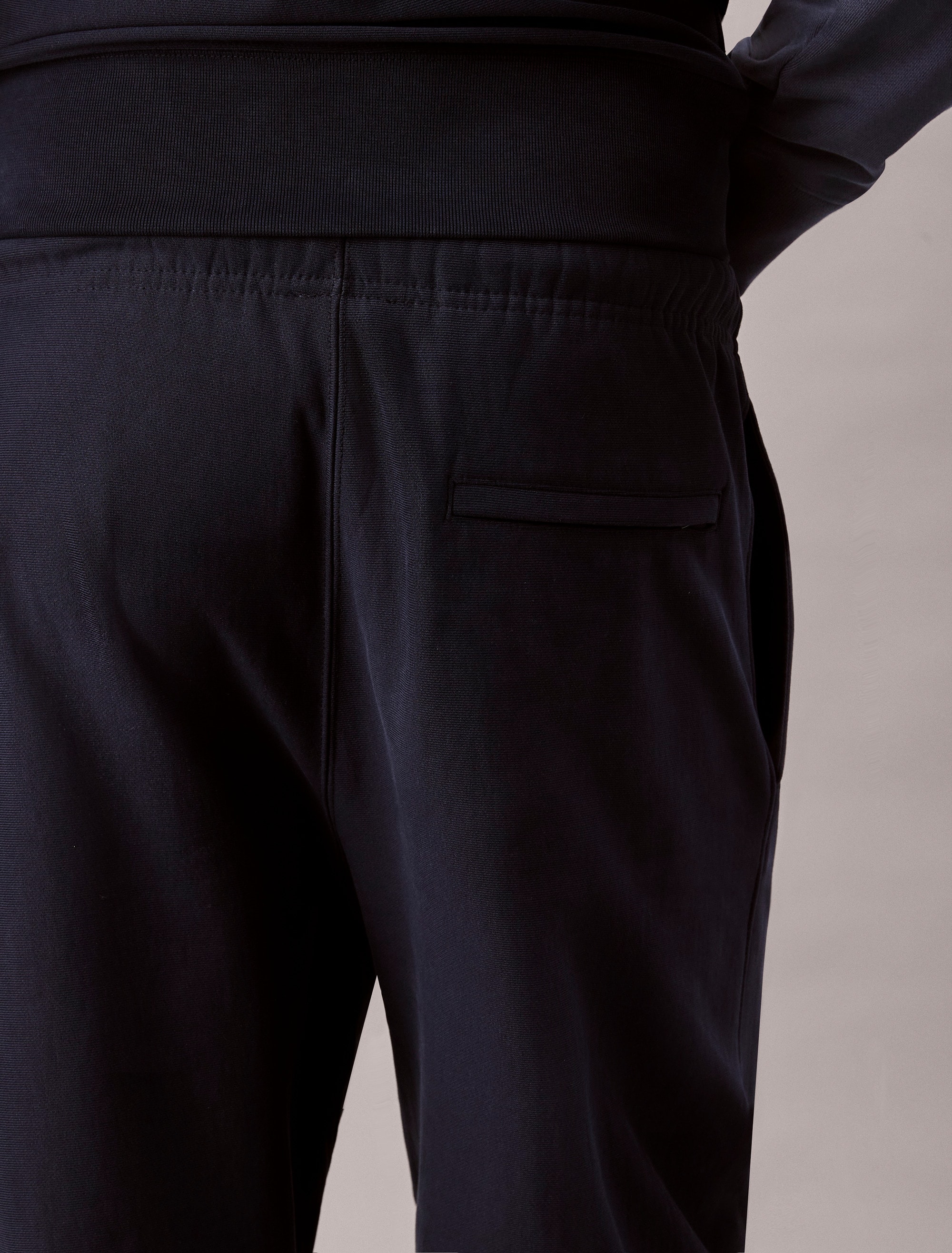Calvin Klein Jeans Sweathose »PREMIUM TERRY MONOGRAM JOGGER«, Mit elastischem Bund