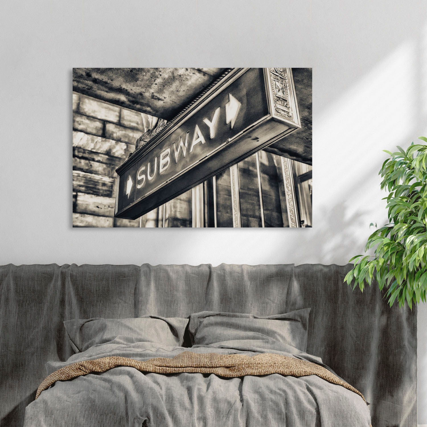 queence Acrylglasbild »SUBWAY Schild« Elemente der Architektur | Schilder | Schriftzug | Schwarz-Weiß Fine Art-Print in Galeriequalität