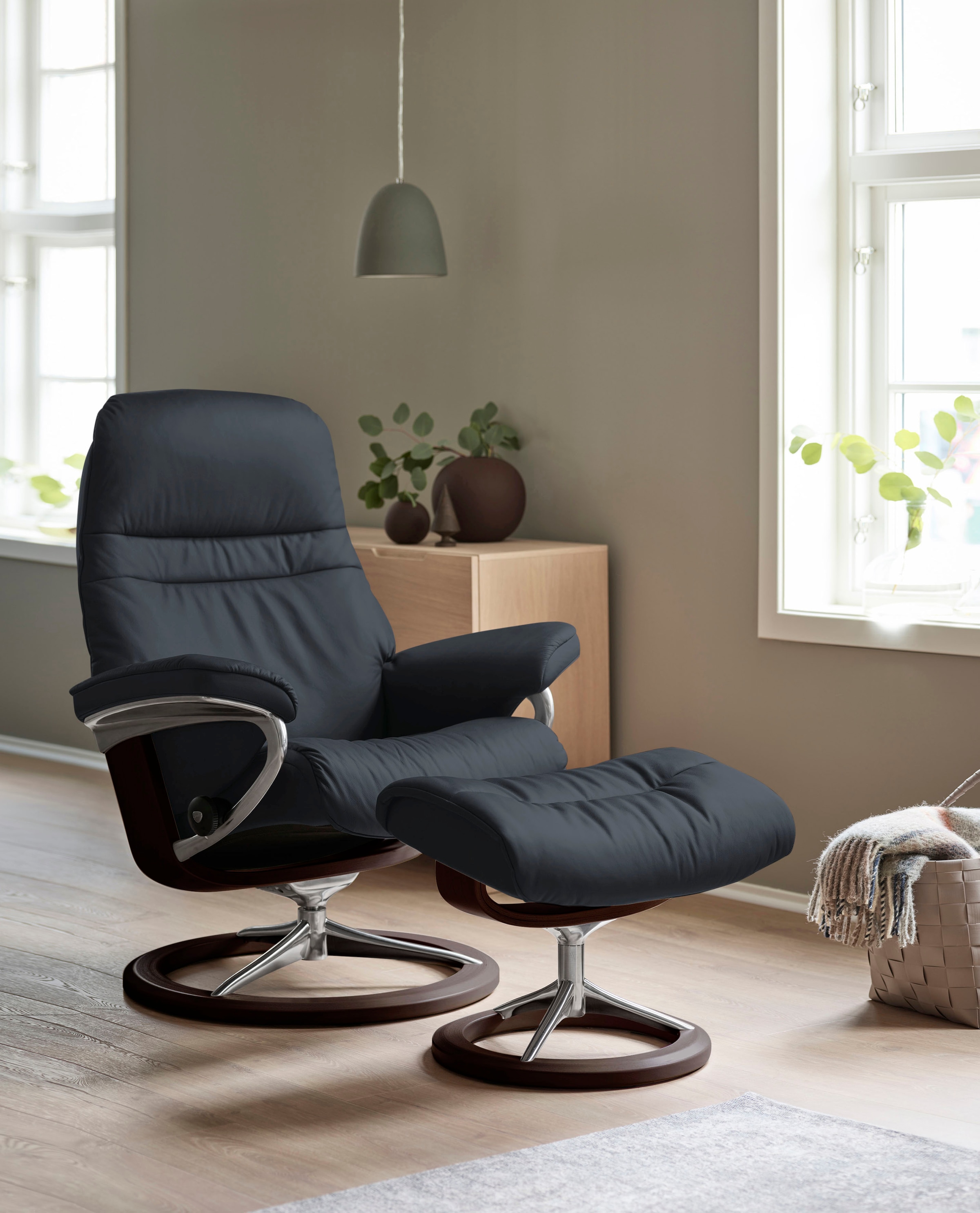 Stressless® Relaxsessel »Sunrise«, (Set, Relaxsessel mit Hocker), mit Signature Base, Größe L, Gestell Braun