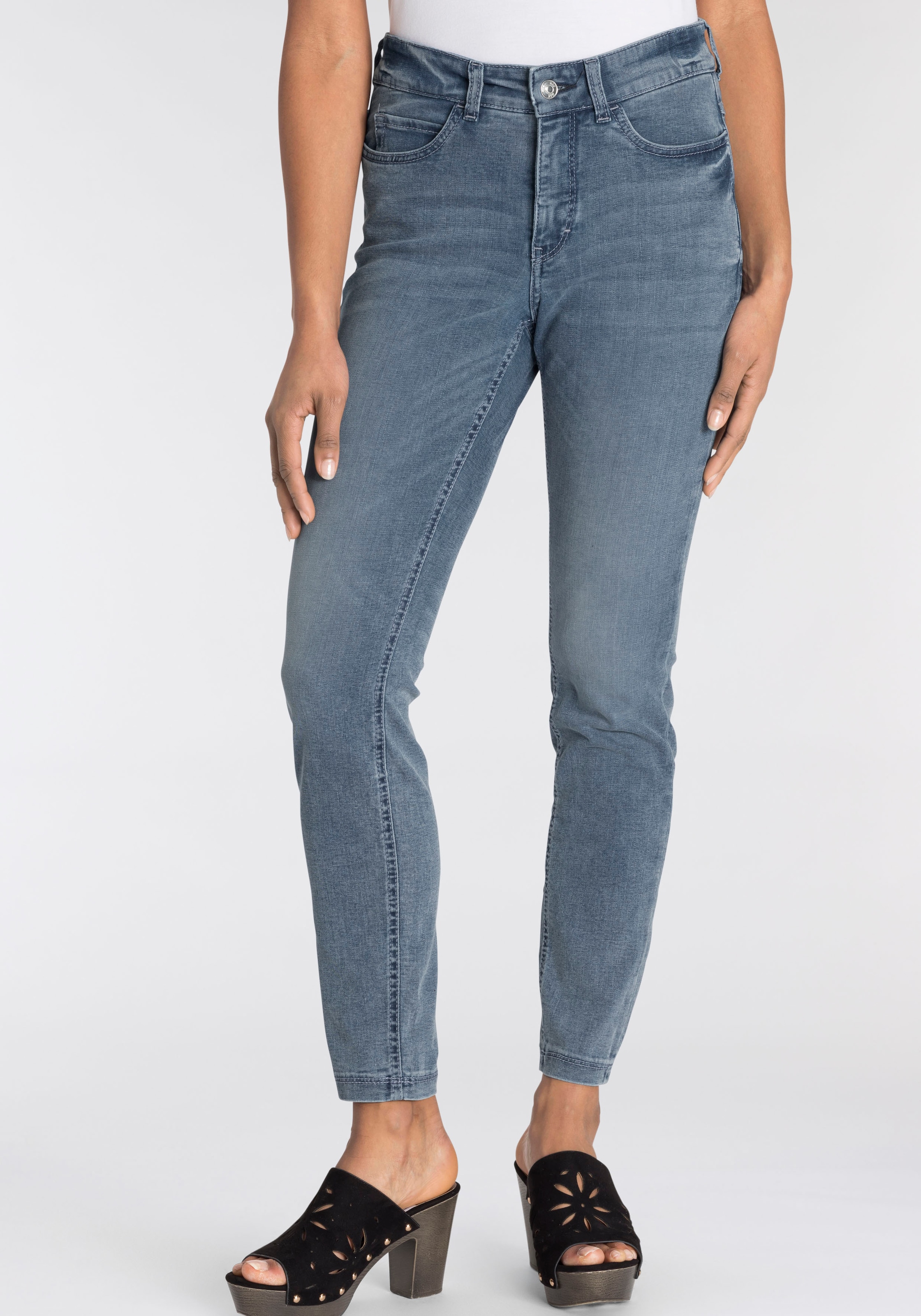 den Power-Stretch bequem MAC »Hiperstretch-Skinny«, Skinny-fit-Jeans online Qualität kaufen Tag ganzen sitzt