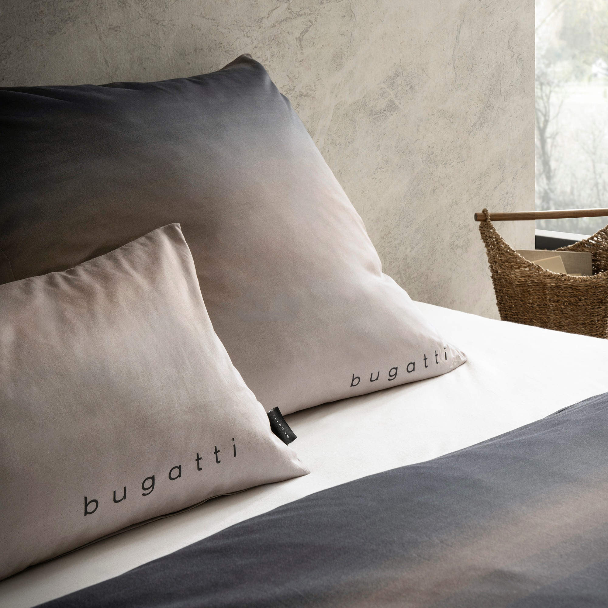 bugatti Bettwäsche »Satinbettwäsche bugatti«, mit harmonischem Farbverlauf